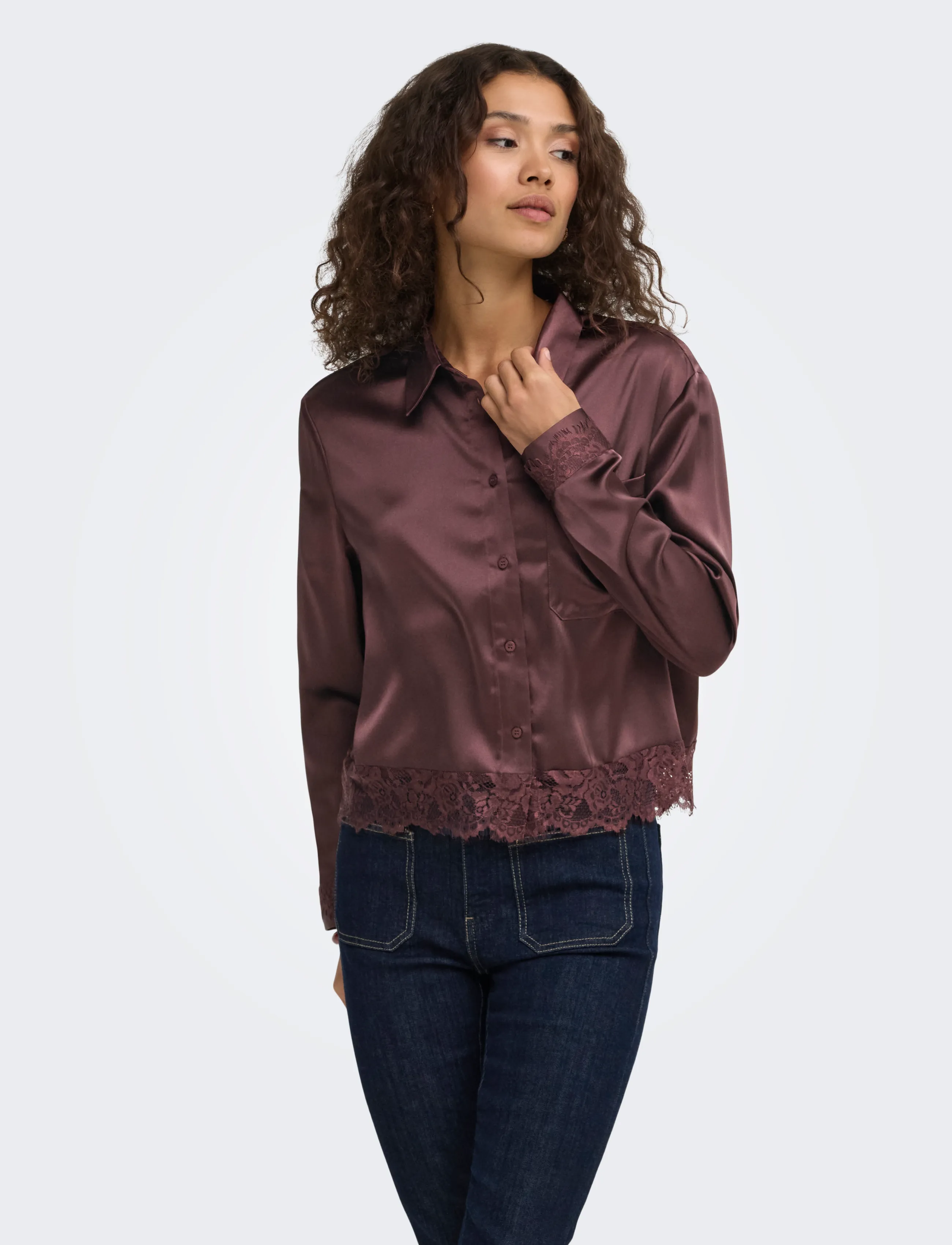 ONLY ONLINDONA L/S SATIN LACE SHIRT WVN - Langærmede bluser - CHOCOLATE TORTE / brown