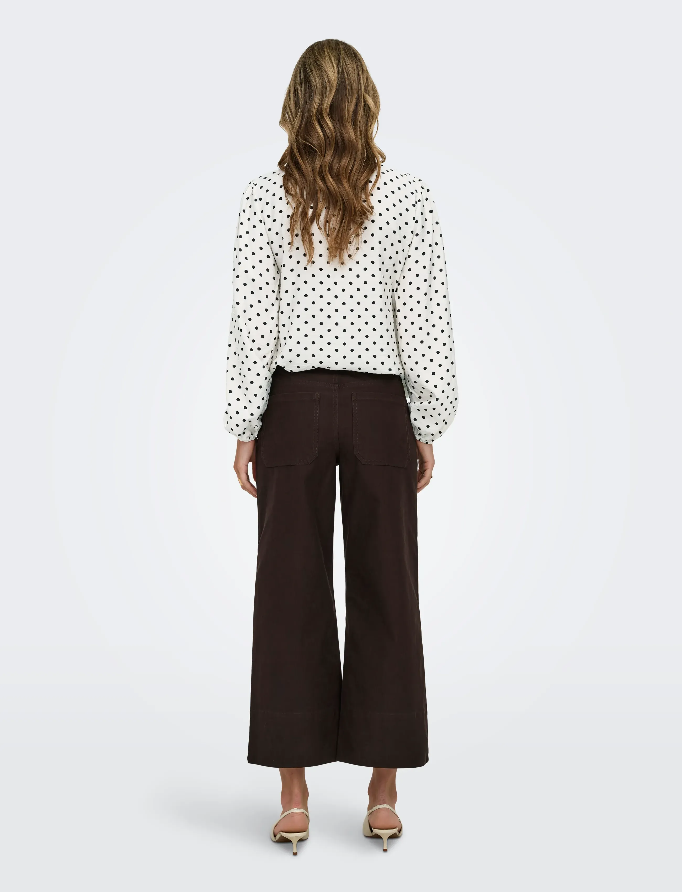 ONLY - ONLMADISON-CLAIR HW CROP PANT PNT NOOS - capri bukser - black coffee - 3