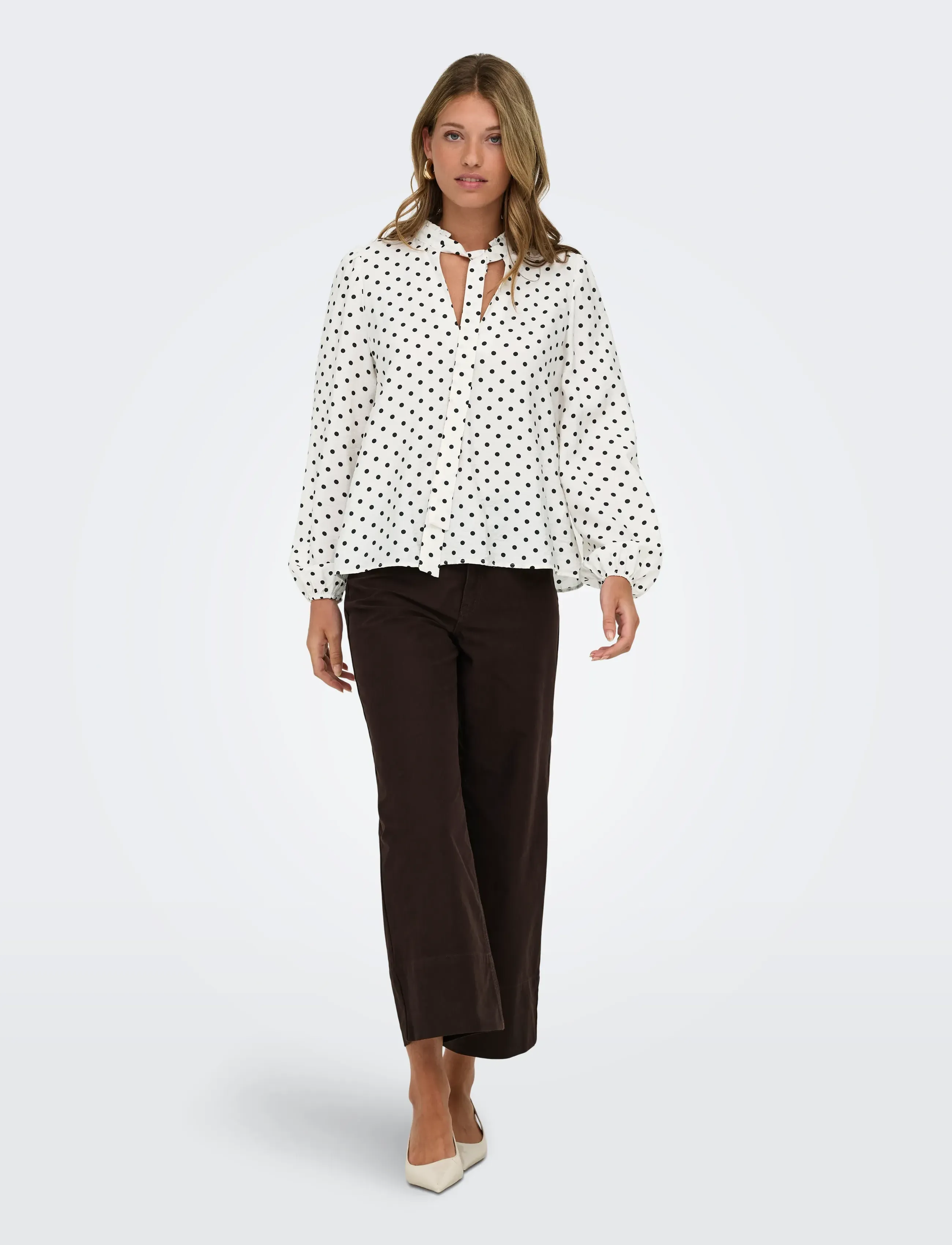ONLY - ONLMADISON-CLAIR HW CROP PANT PNT NOOS - capri bukser - black coffee - 4