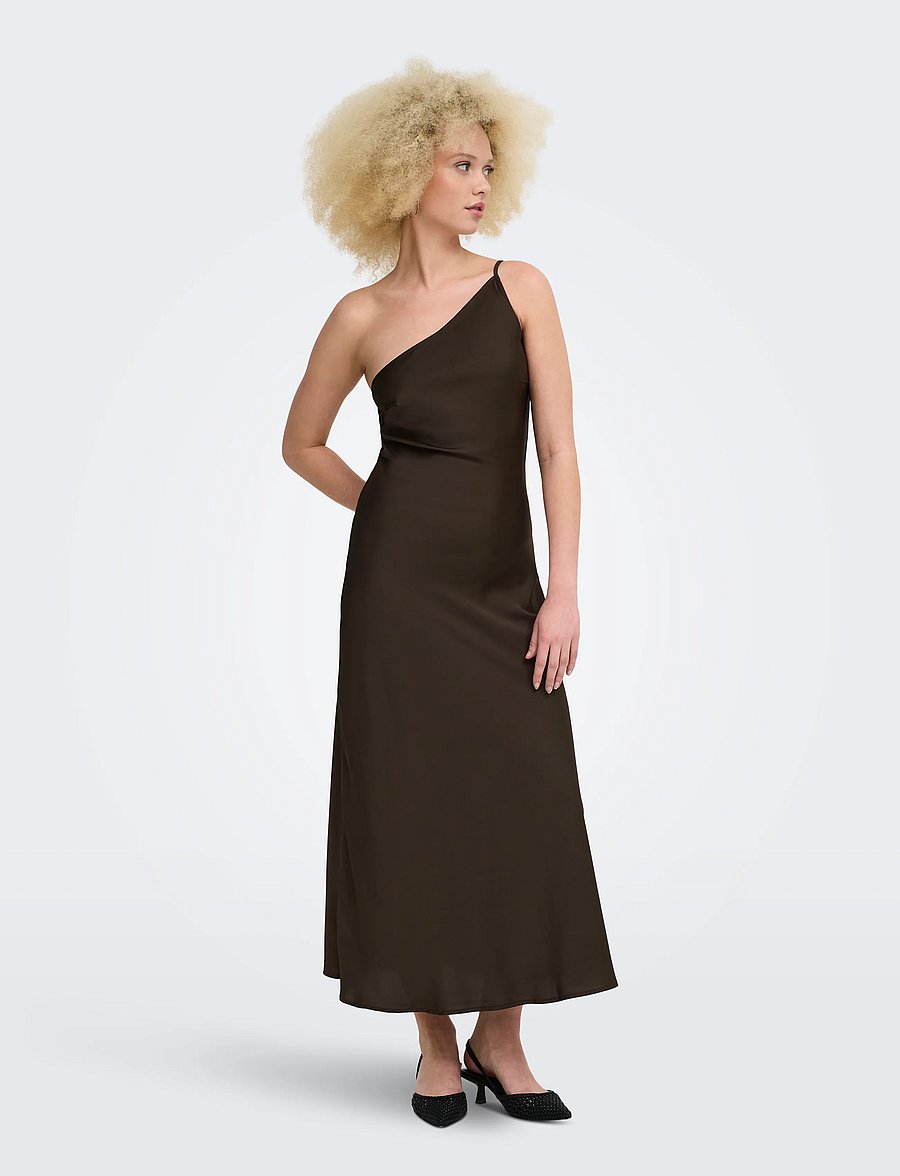 ONLY - ONLSKYE CHIGO ONE SHOULDER DRESS WVN EX - slipklänningar - chocolate brown - 0