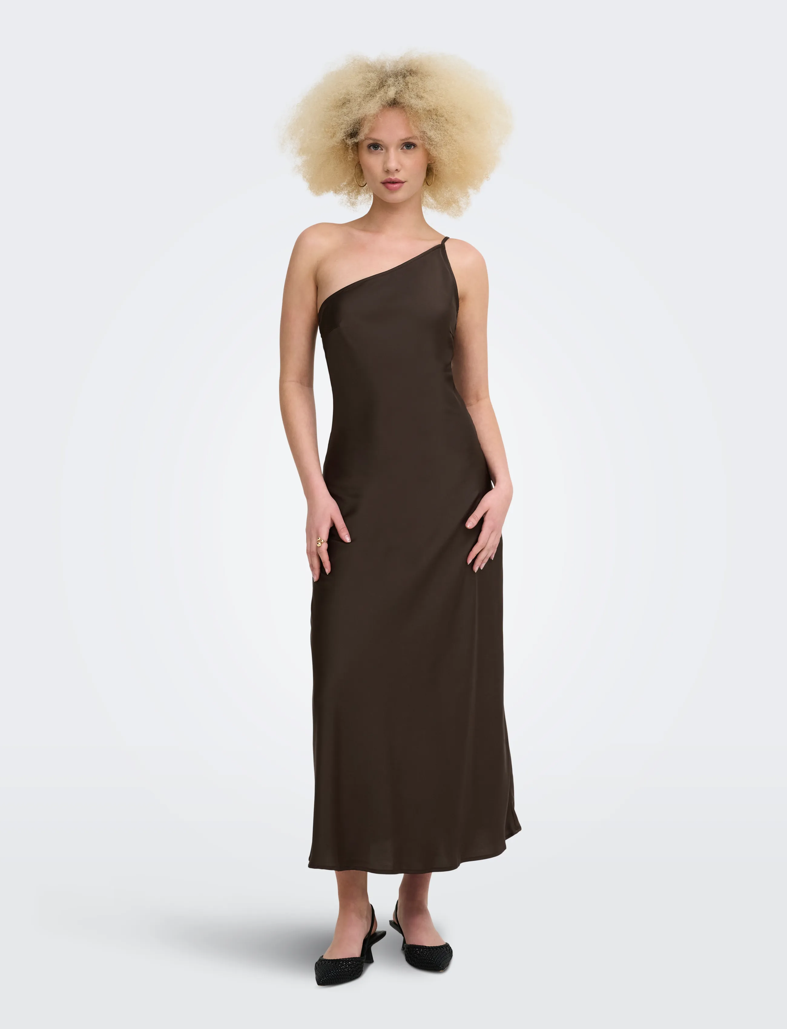 ONLY - ONLSKYE CHIGO ONE SHOULDER DRESS WVN EX - slip dresses - chocolate brown - 4