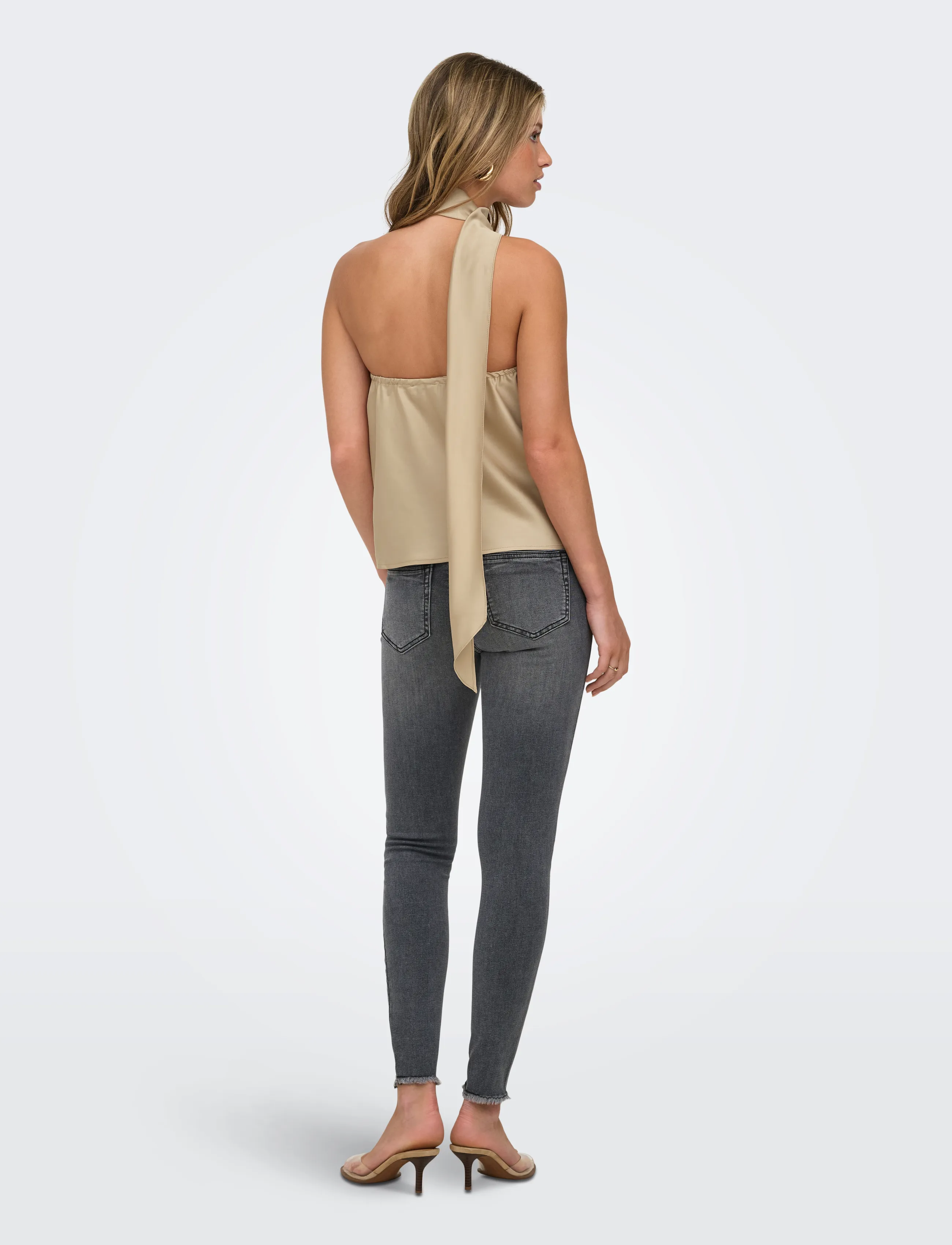 ONLY - ONLAMARA CHIGO S/L SCARF TOP WVN EX - Ärmellose blusen - creme - 3