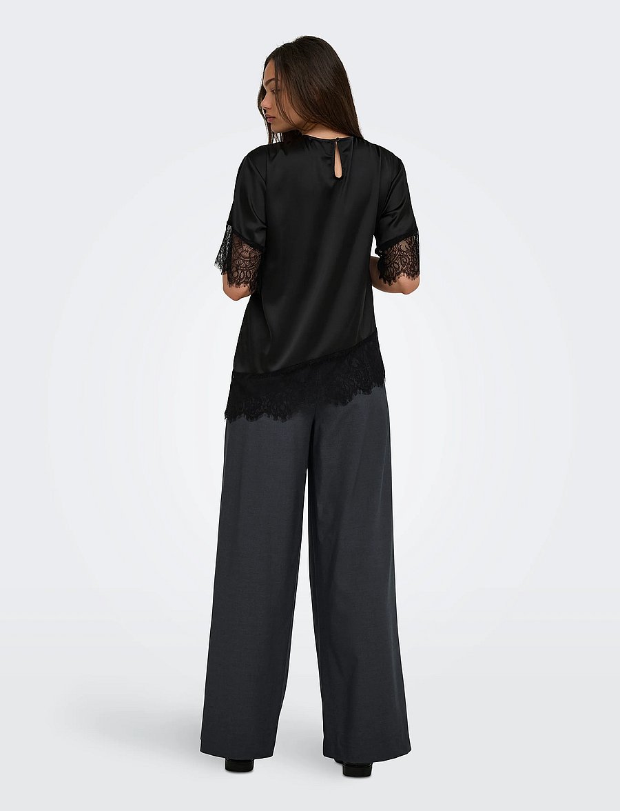 ONLY - ONLINDONA 2/4 SATIN LACE TOP WVN - kortärmade blusar - black - 3