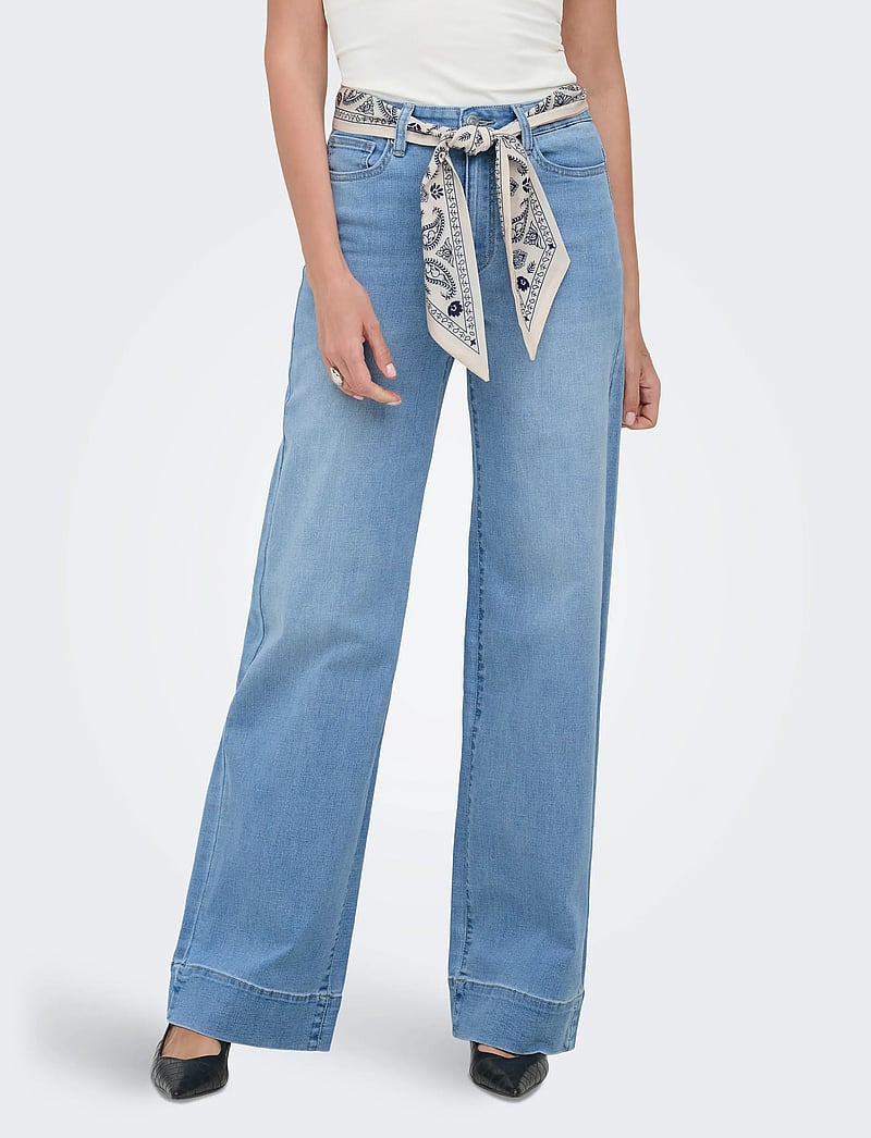 ONLY - ONLMADISON HW WIDE SCARF DNM GUA33 - hosen mit weitem bein - medium blue denim - 0