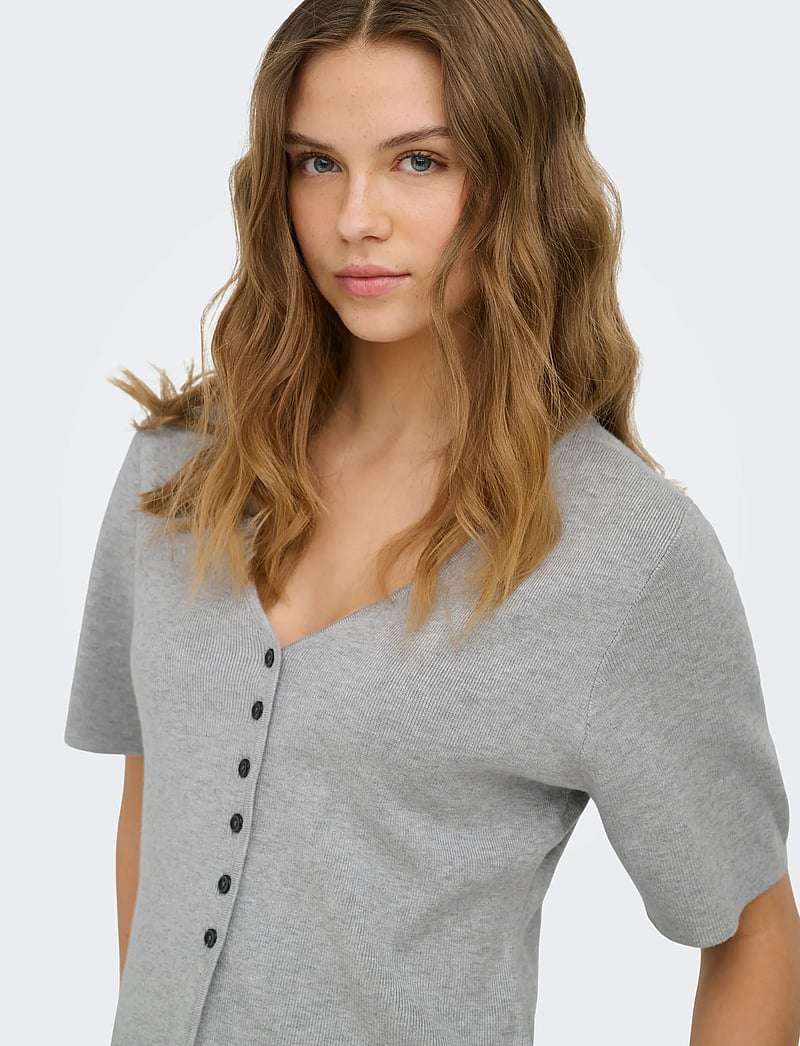 ONLY - ONLLUCY SS V-NECK BUTTON EX KNT - cardigans - light grey melange - 5