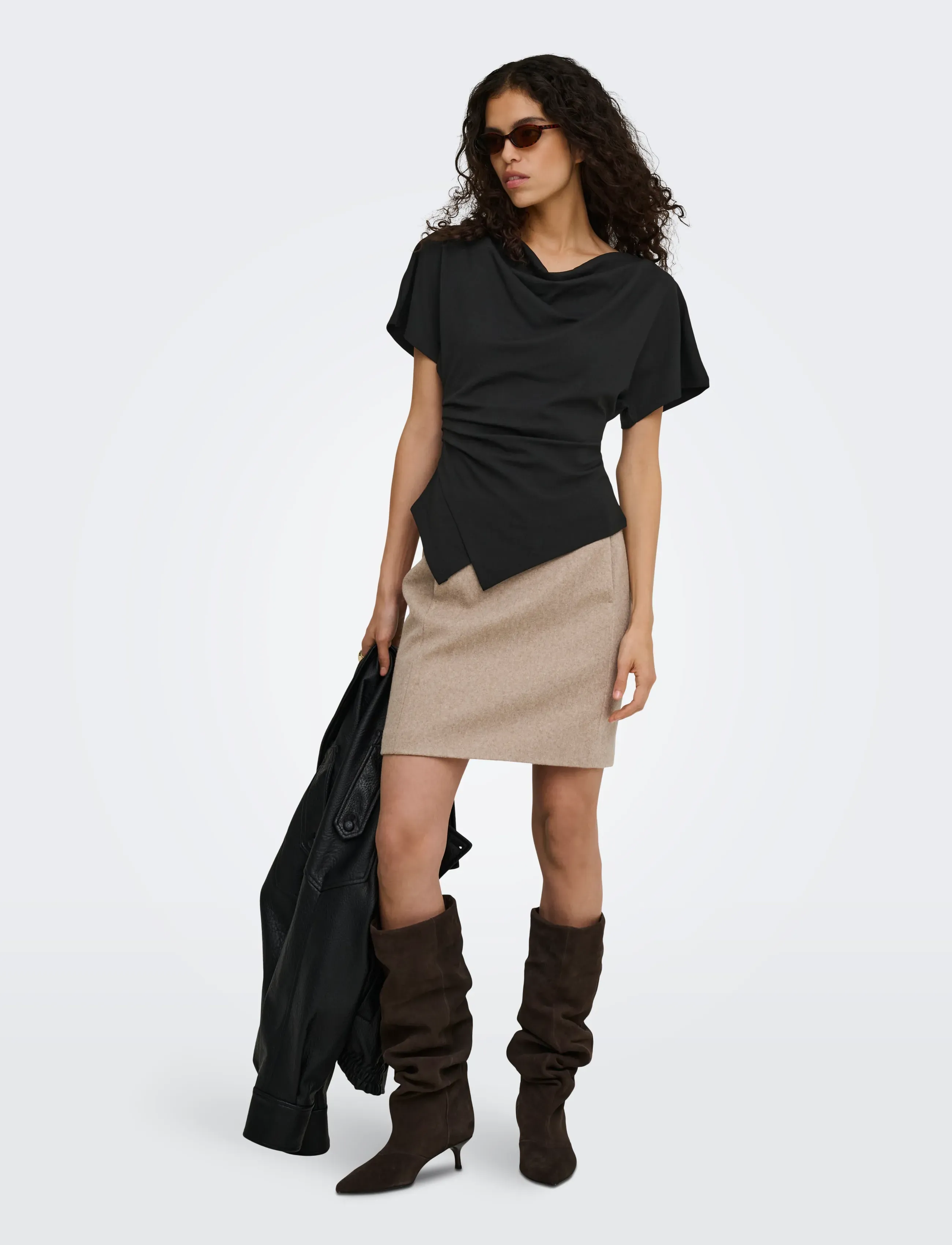 ONLY - ONLEMBER S/S WATERFALL TOP JRS - t-shirts - black - 4