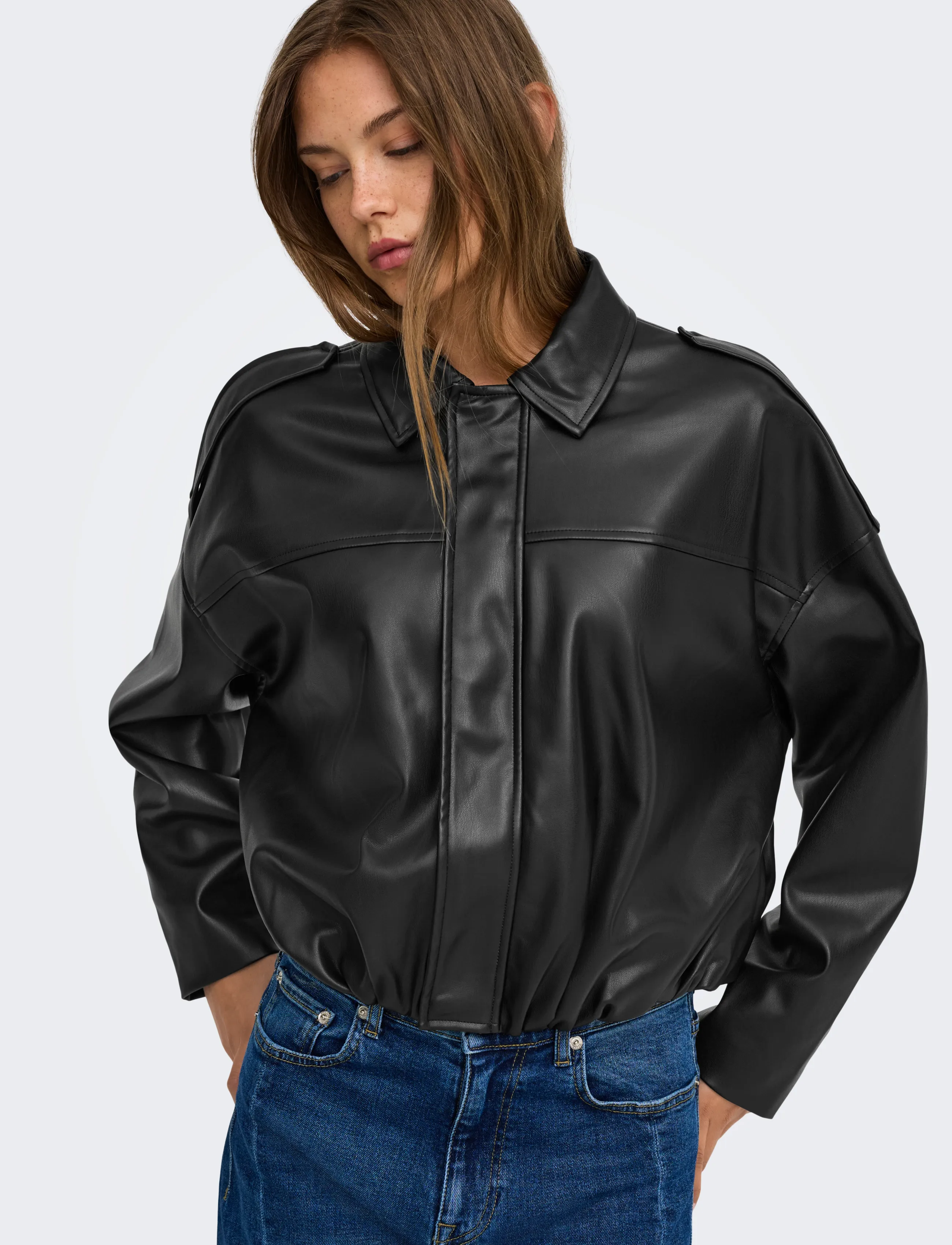 ONLY - ONLMOON-NELI L/S FAUX LEATHER BOMBER PNT - forårsjakker - black - 5