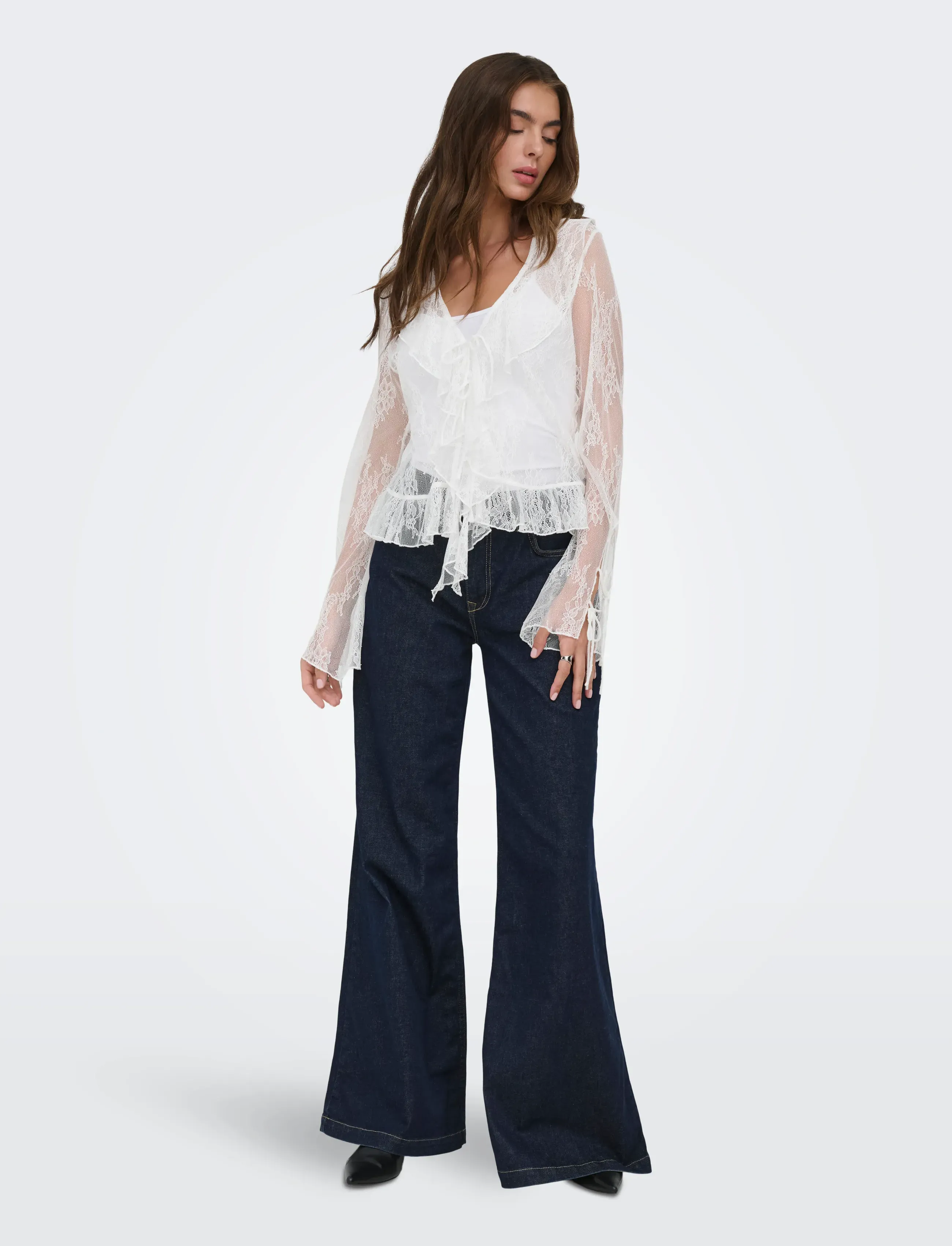 ONLY - ONLCALIBEA L/S RUFFLE TOP WVN EX - long sleeved blouses - cloud dancer - 4