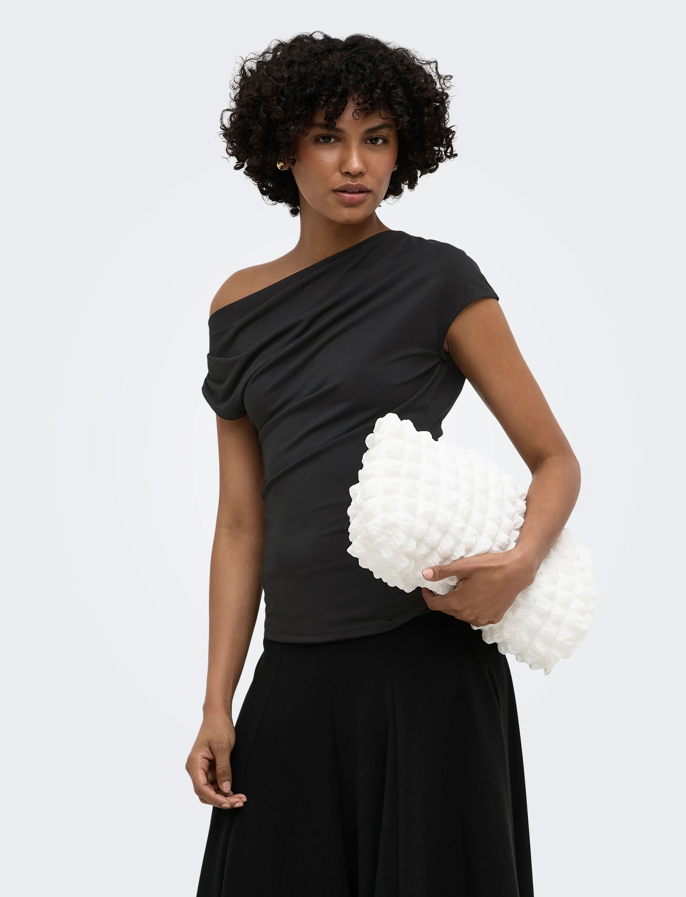 ONLY ONLARIA S/L ASSYMETRIC TOP JRS - T-shirts & Toppe - BLACK / black