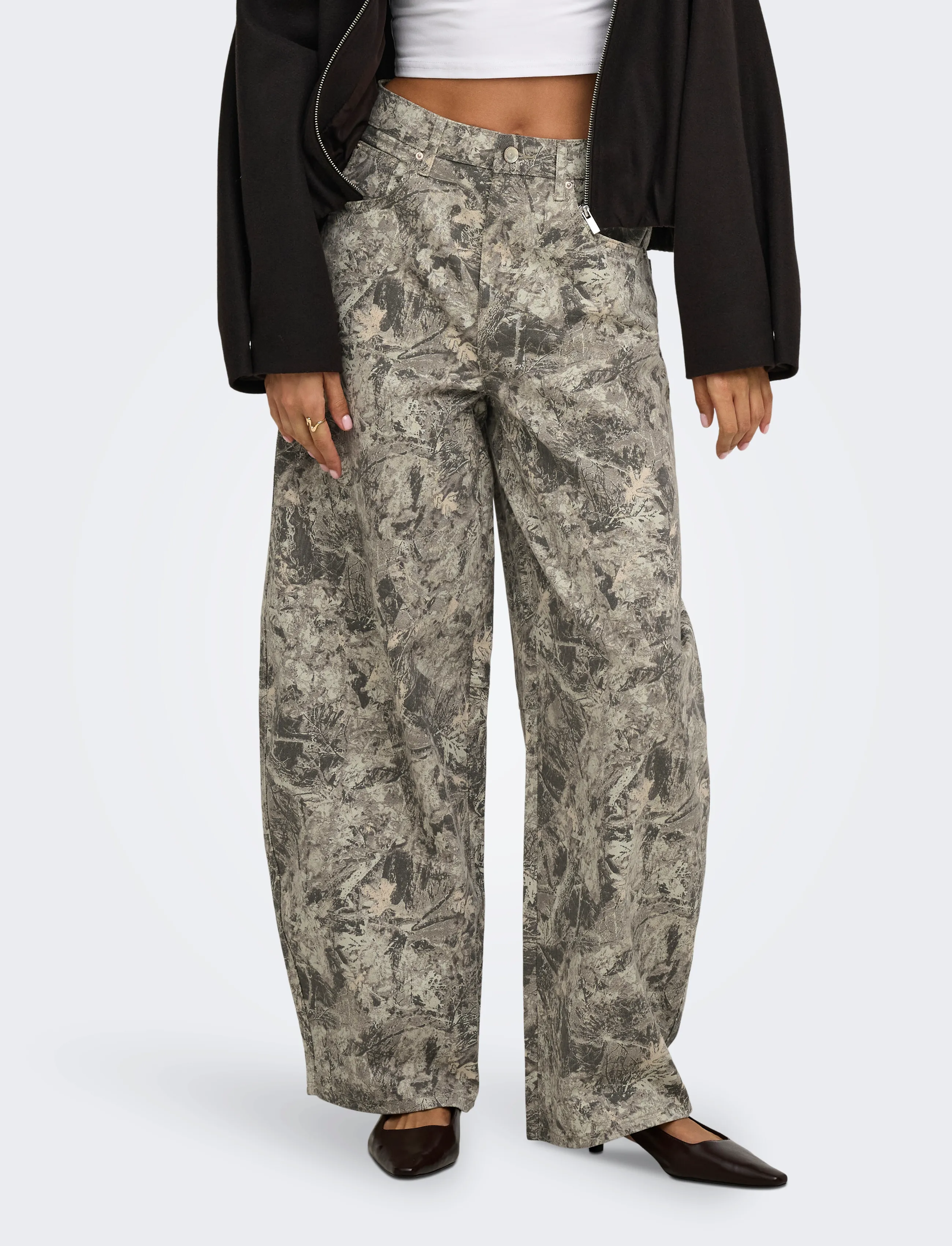 ONLY ONLTAYLOR-BANU HW CAMO BARREL PANT PNT - Riided - SMOKEY OLIVE / khaki/green