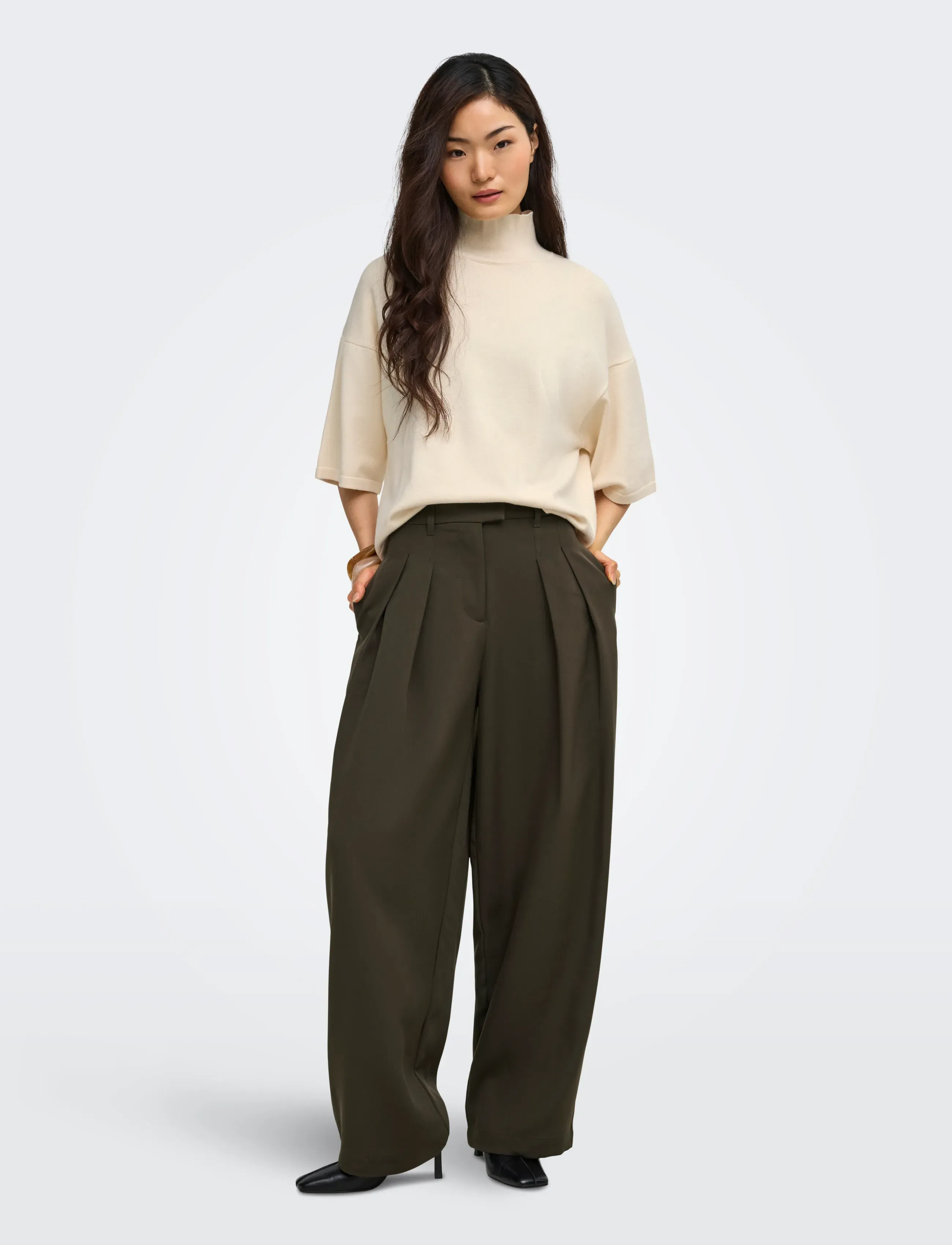 ONLY - ONLKIRSY MW PLEAT BARREL PANT TLR - barrel trousers - coffee bean - 4