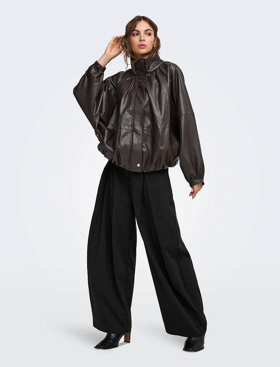 ONLY - ONLYASMINE MW PLEAT BARREL PANT TLR - barrel-bukser - black - 4