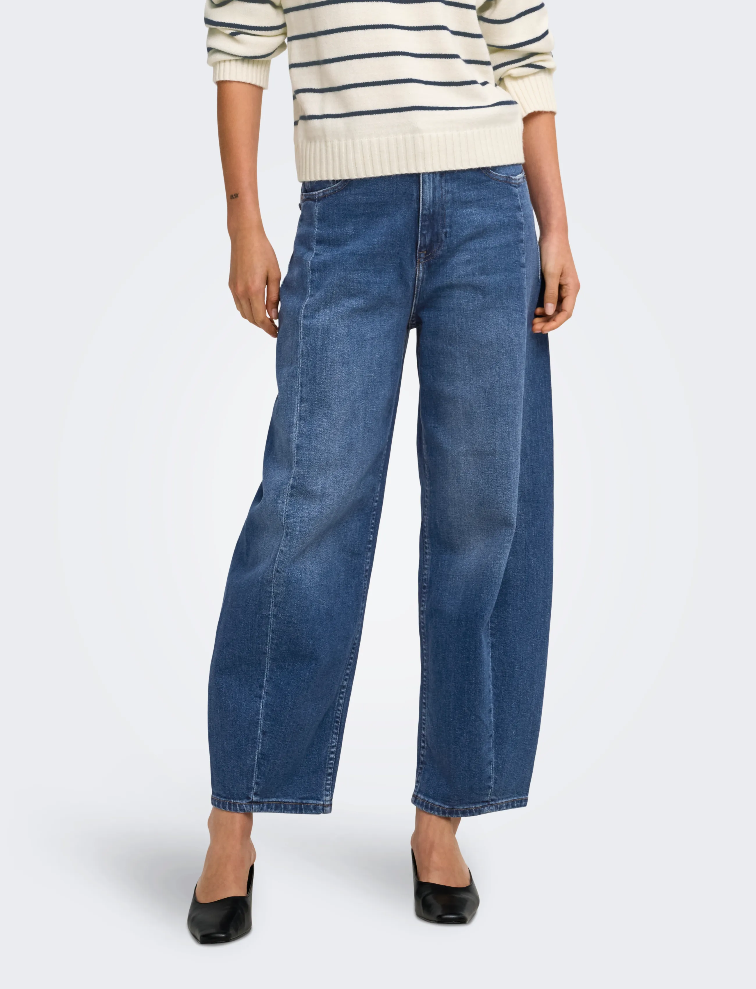 ONLY ONLJESSICA HW BARREL ANK DNM AZG622 NOOS - Only - MEDIUM BLUE DENIM / blue