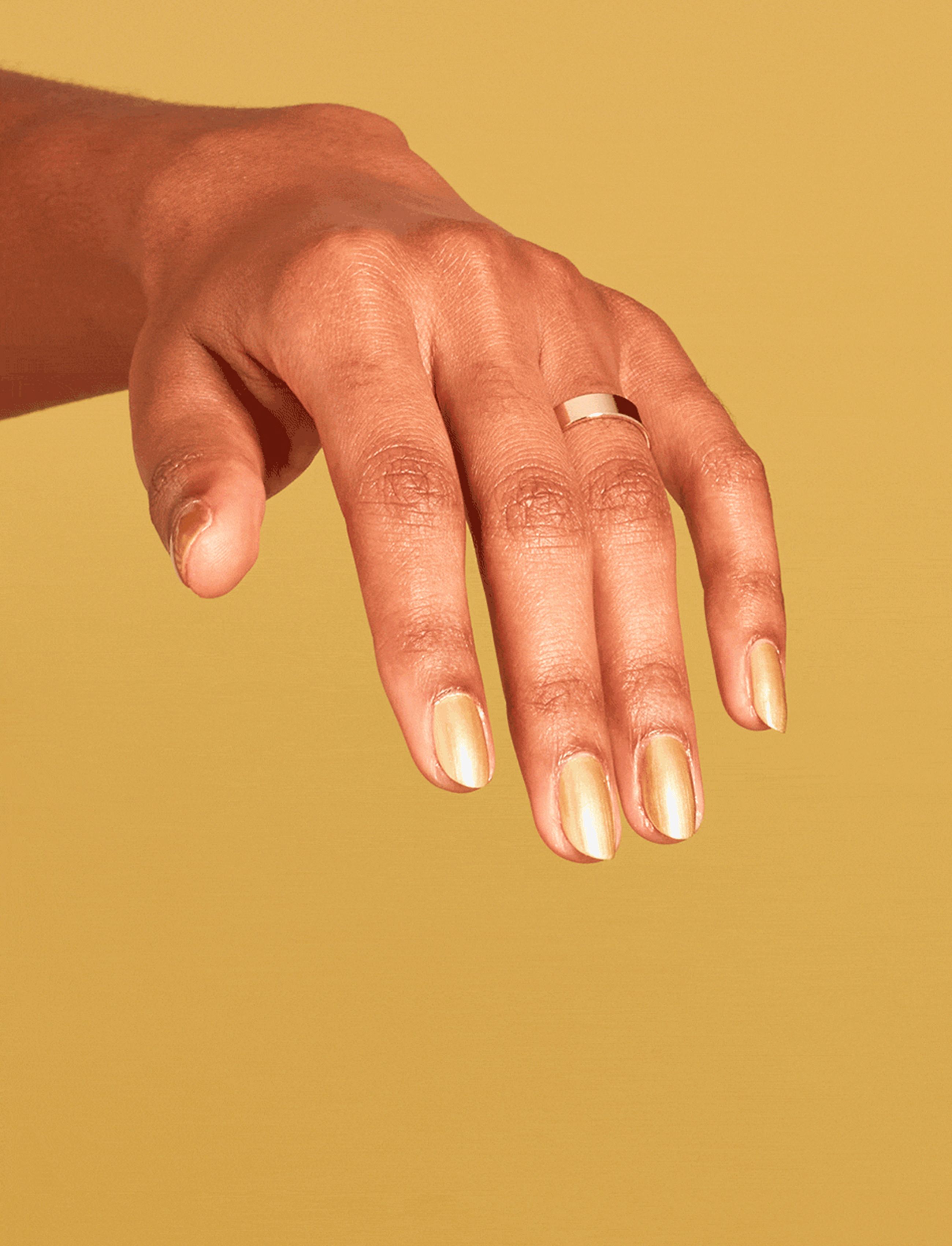 OPI - Infinite Shine THIS GOLD SLEIGHS ME 15 ML - makeup - this gold sleighs me - 3