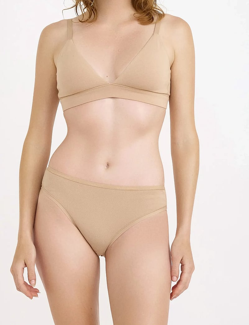 Organic Basics - Core Triangle Bralette - bralette - hazelnut - 4