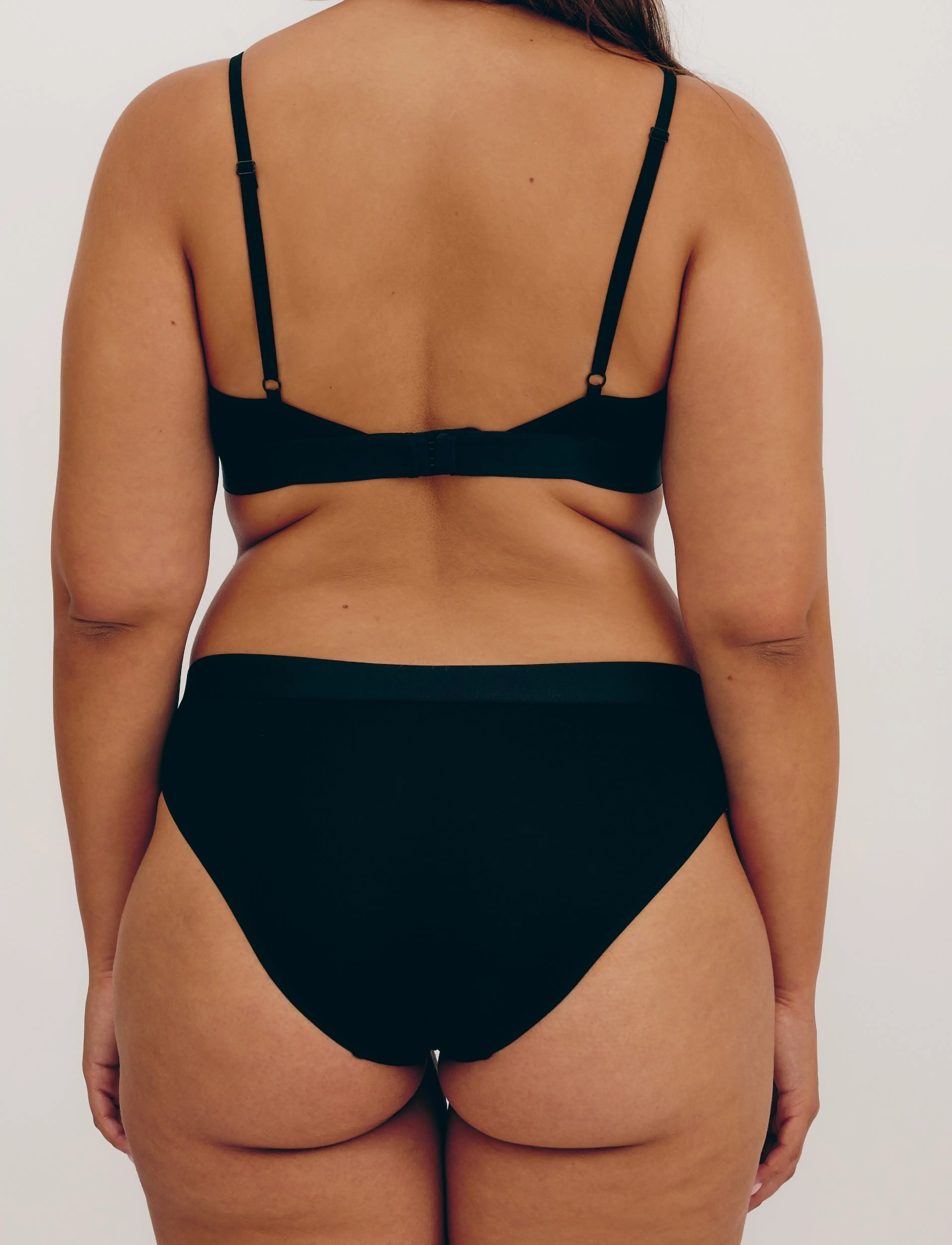 Organic Basics - Soft Touch Bralette - bralette - black - 4