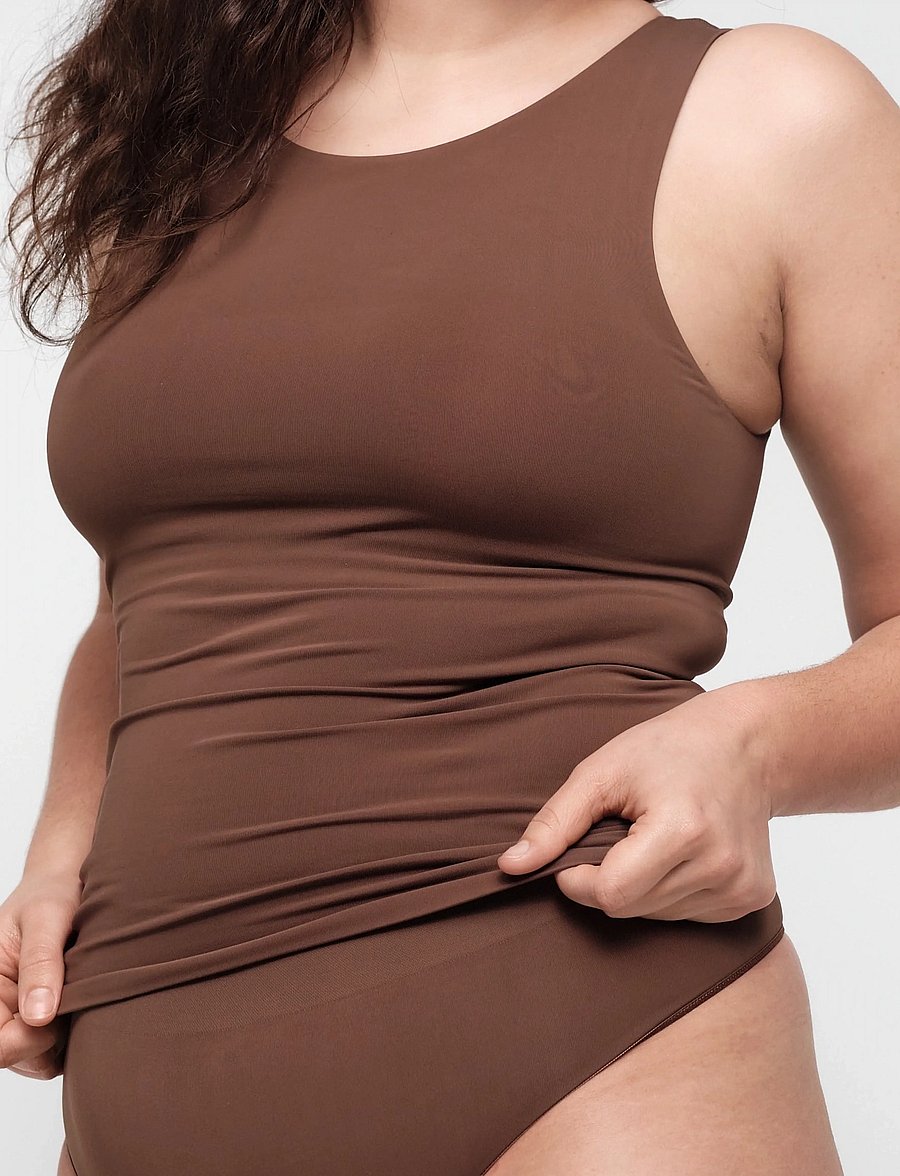 Organic Basics - Smooth Tank Top - tank-top-bhs - walnut - 3