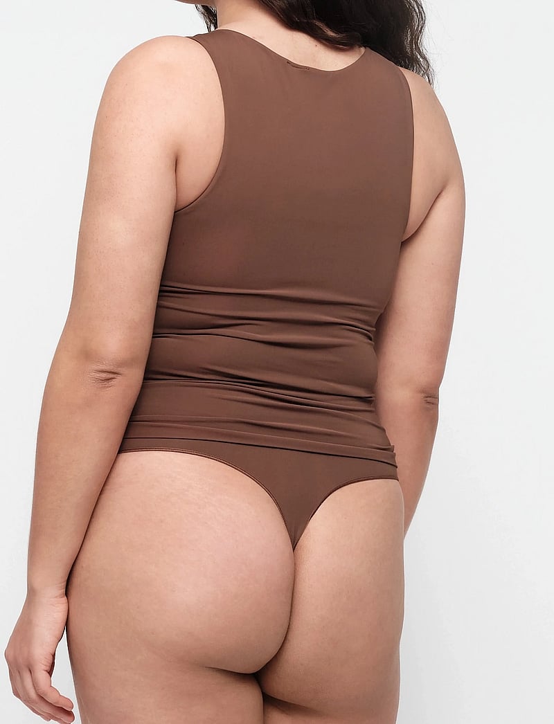 Organic Basics - Smooth Tank Top - tank top-bh'er - walnut - 4