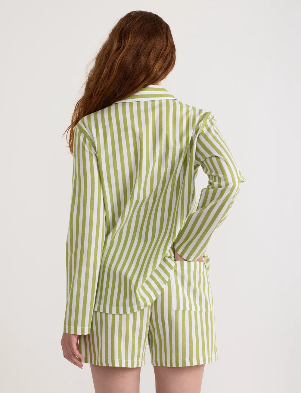 Organic Basics - Core Sleep Poplin Shirt - langærmede skjorter - matcha green stripe - 5