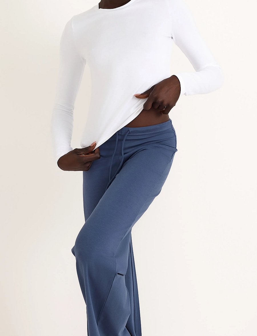 Organic Basics - Everyday Regular Long Sleeve Tee - night & loungewear - white - 0