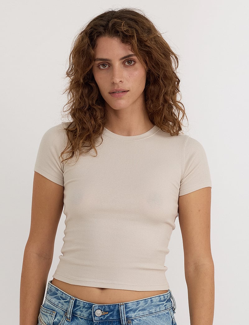Organic Basics - Core Rib Tee - t-shirts - sandstone - 0