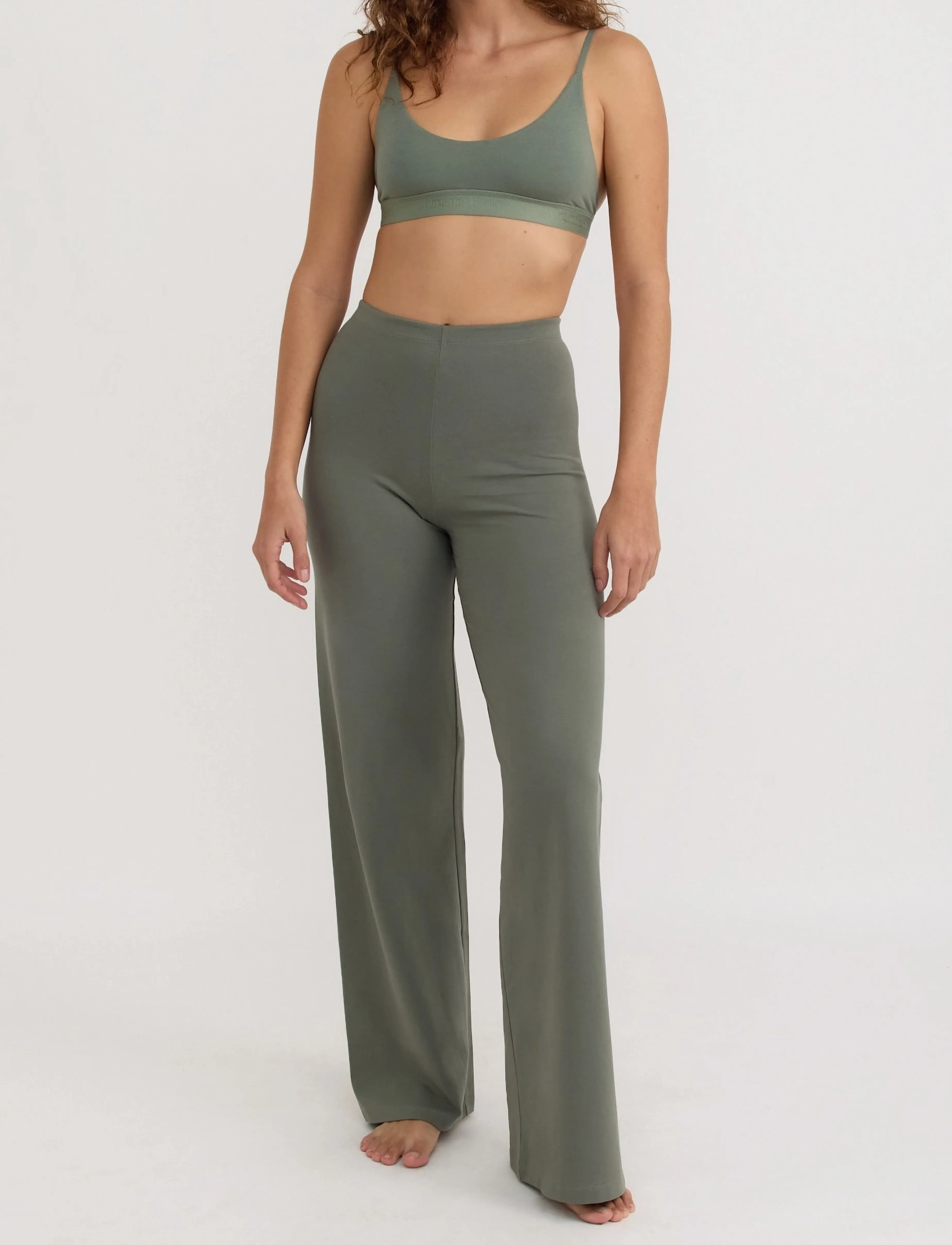 Organic Basics Core Straight Leg Pants - Kelnės - SEAWEED / khaki/green