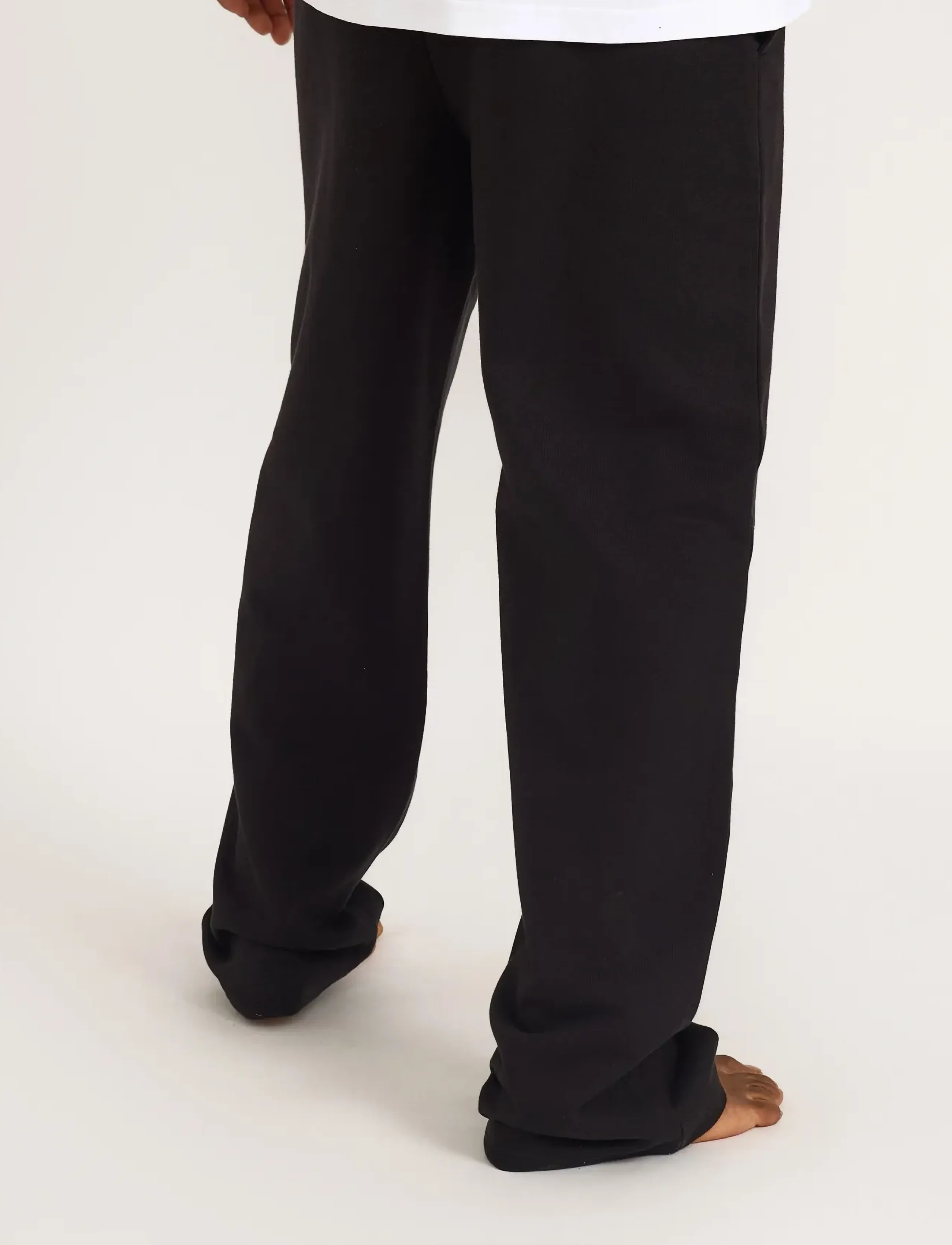 Organic Basics - Weekend Straight Leg Joggers - black - 4