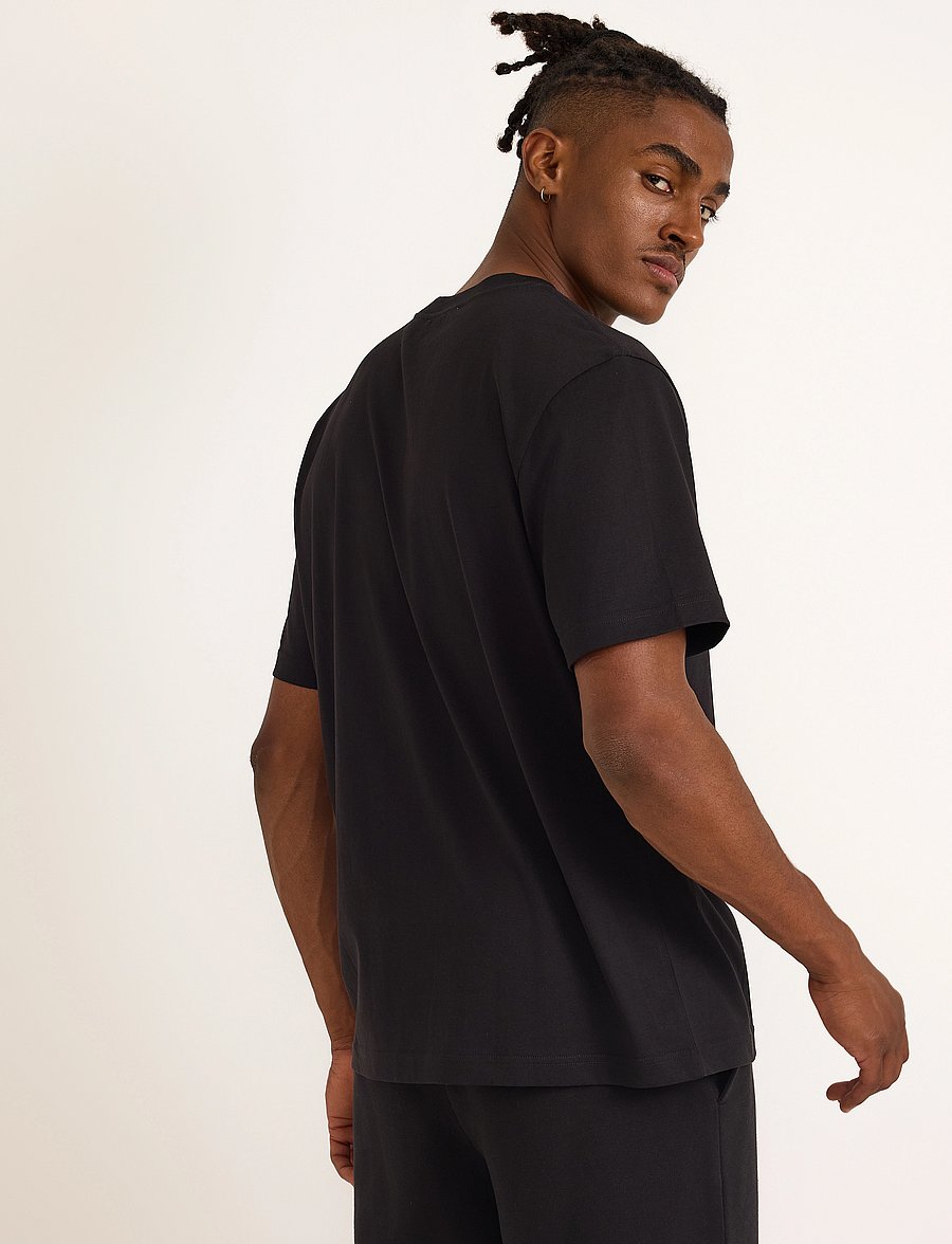 Organic Basics - True Heavy Boxy Fit Tee - lühikeste varrukatega t-särgid - black - 3