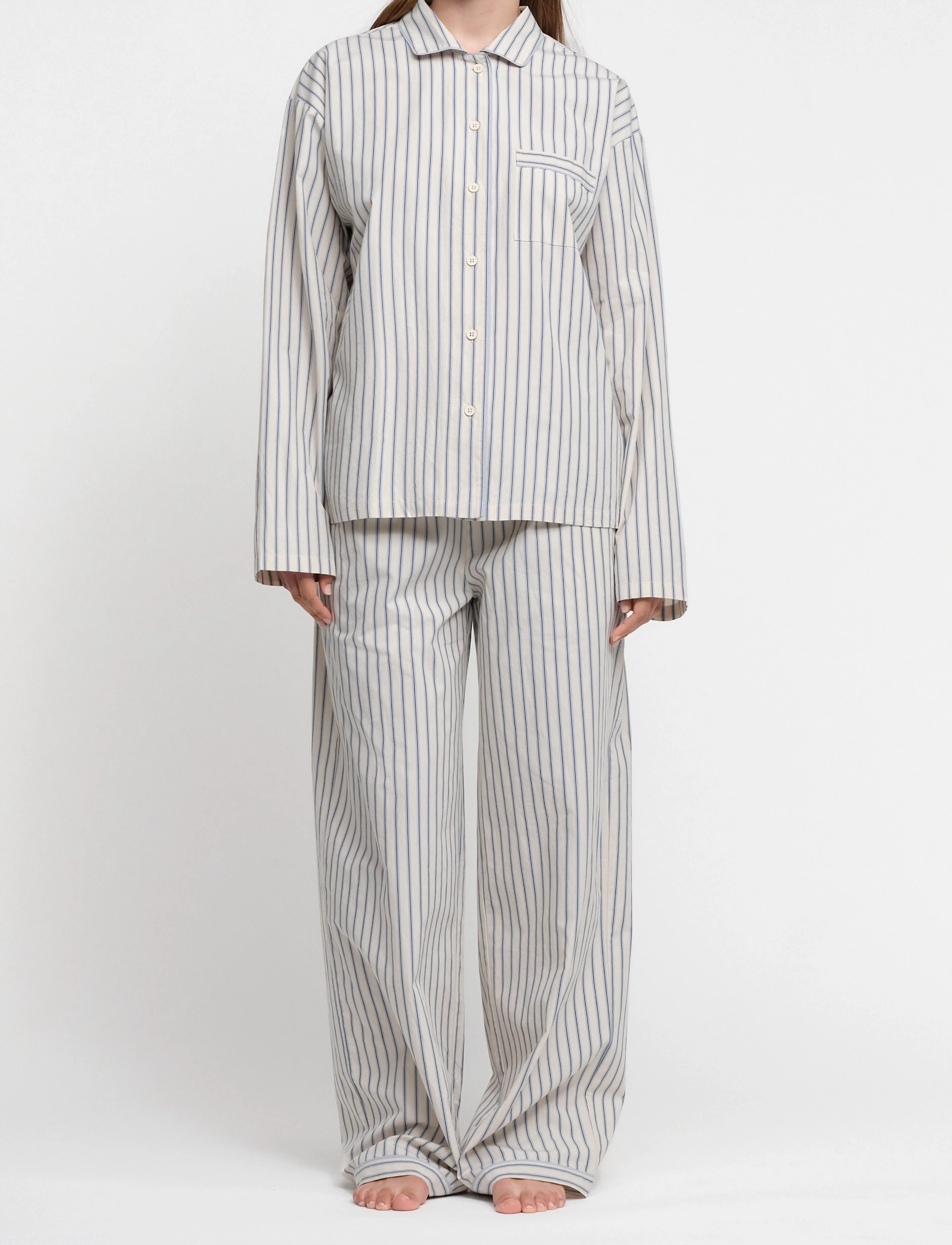 Organic Basics - Core Sleep Poplin Pants 2.0 - pyjamasbyxor - cloudy blue stripe - 0