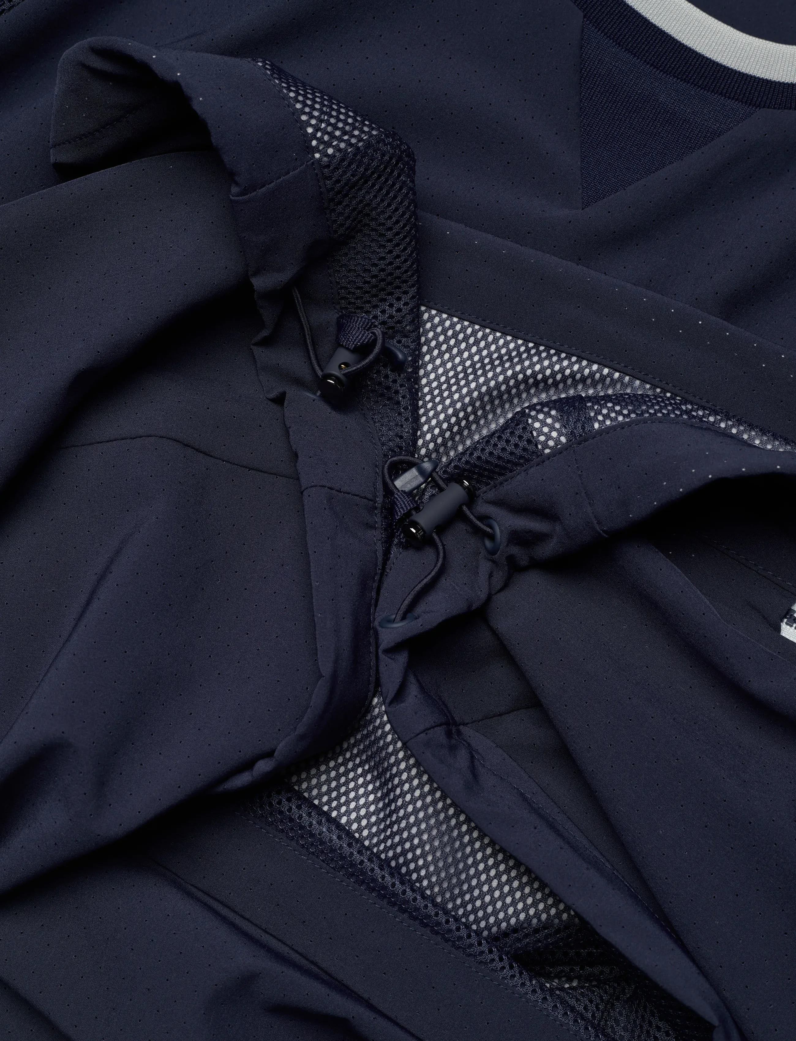 Original Penguin Golf - Lightweight Ventilated Crew Neck Jacket - black iris - 4