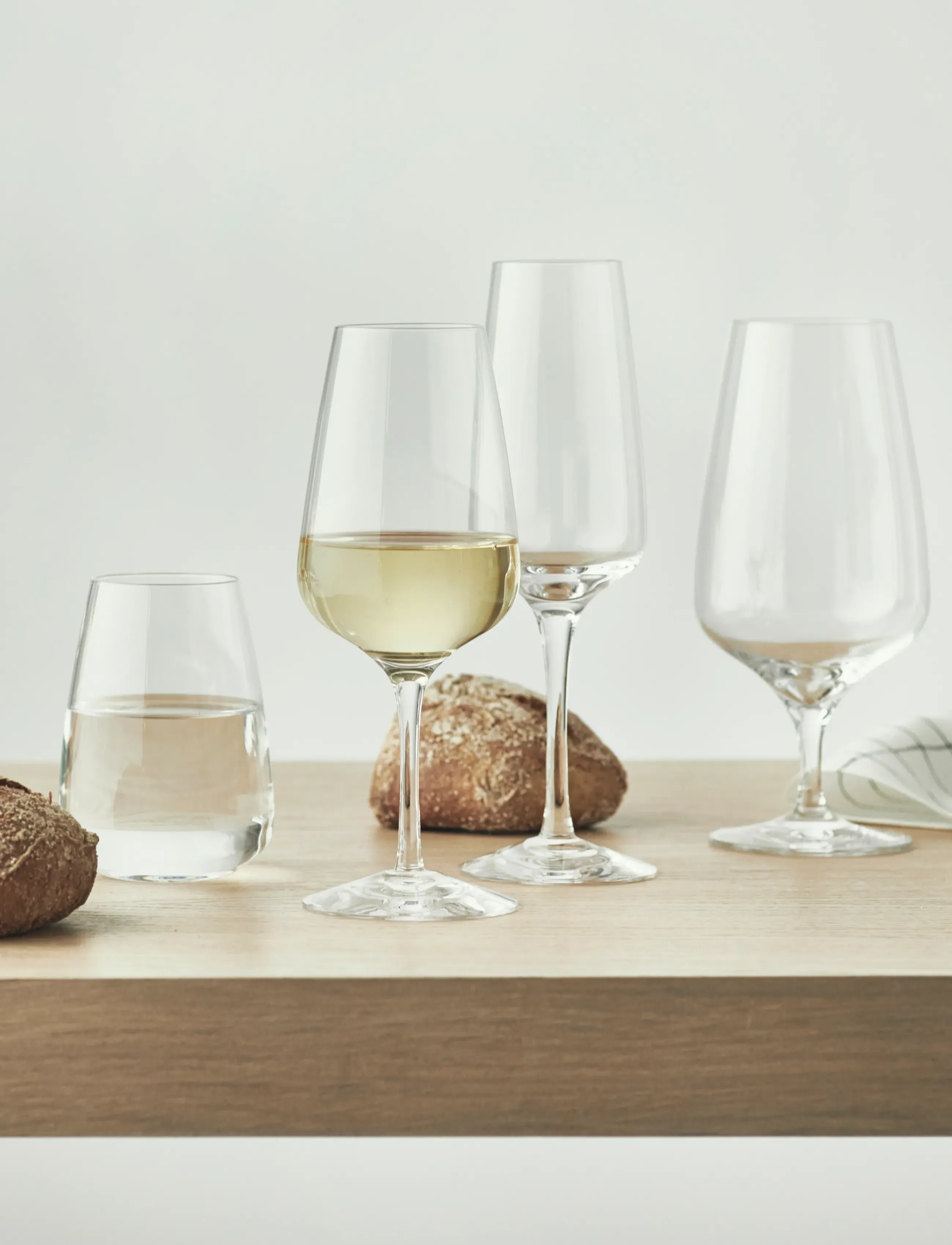 Orrefors Pulse Vinglas 38 Cl, 4-Pak, cl, Wine Glass, Nackt - White Glasses, Homeware