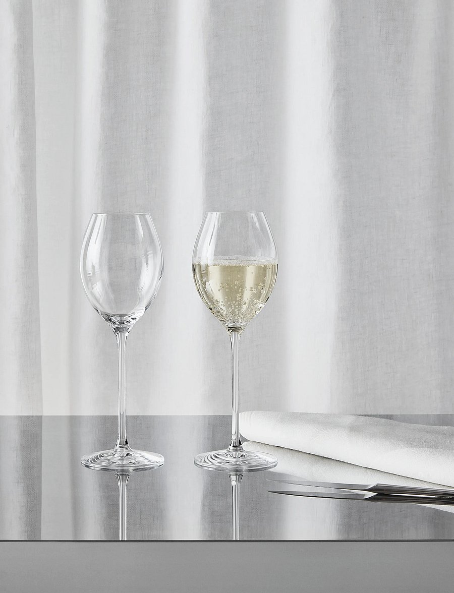 Orrefors - More Champagne Boule glas 31cl 2-pack - weißweingläser - clear - 0