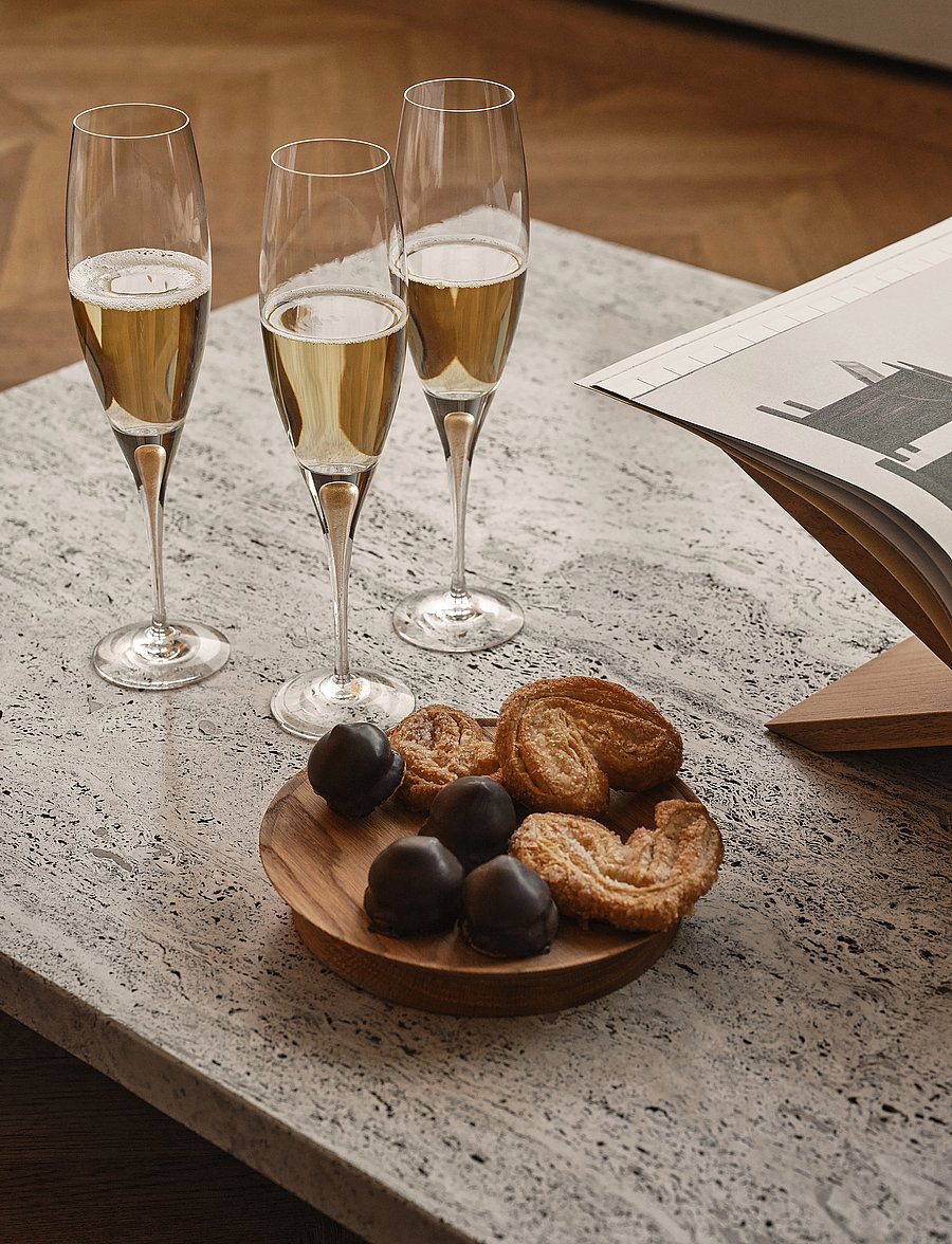 Orrefors - Intermezzo Champagne glass gold 2-pack - Šampano taurės - gold - 0