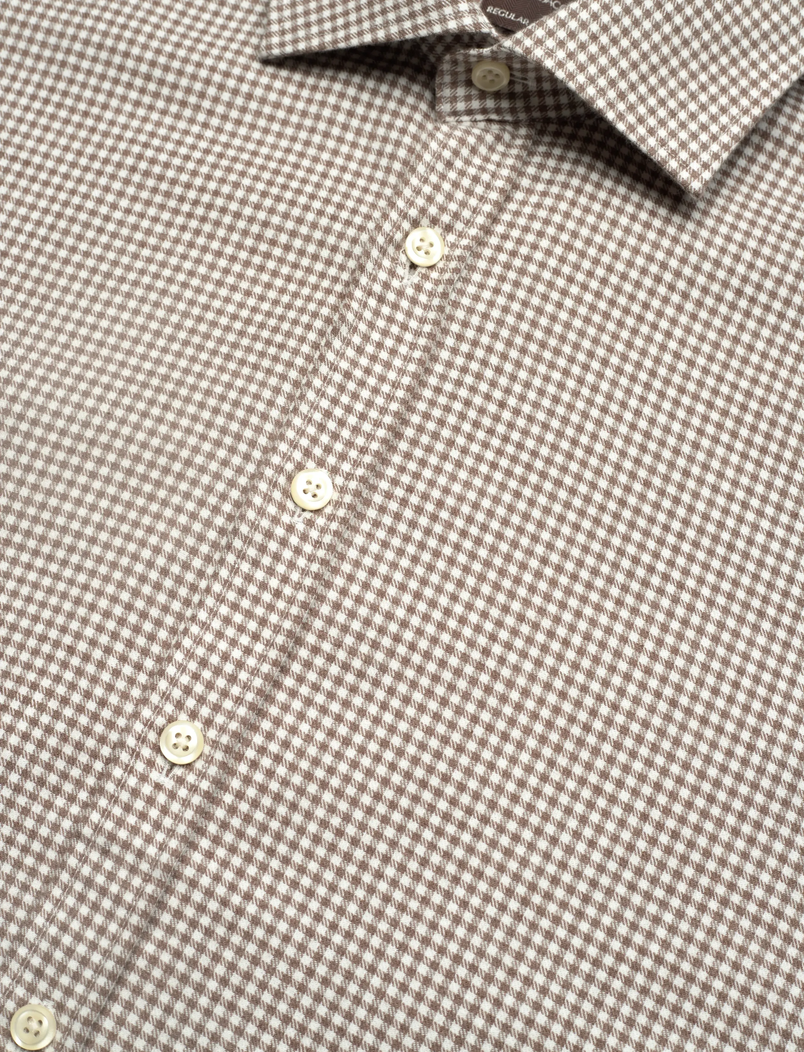 Oscar Jacobson - Reg Fit Cut Away Gingham Flannel - latte beige - 3