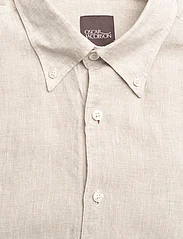Oscar Jacobson - Reg Fit BD Signature Linen - basic shirts - almond beige - 2