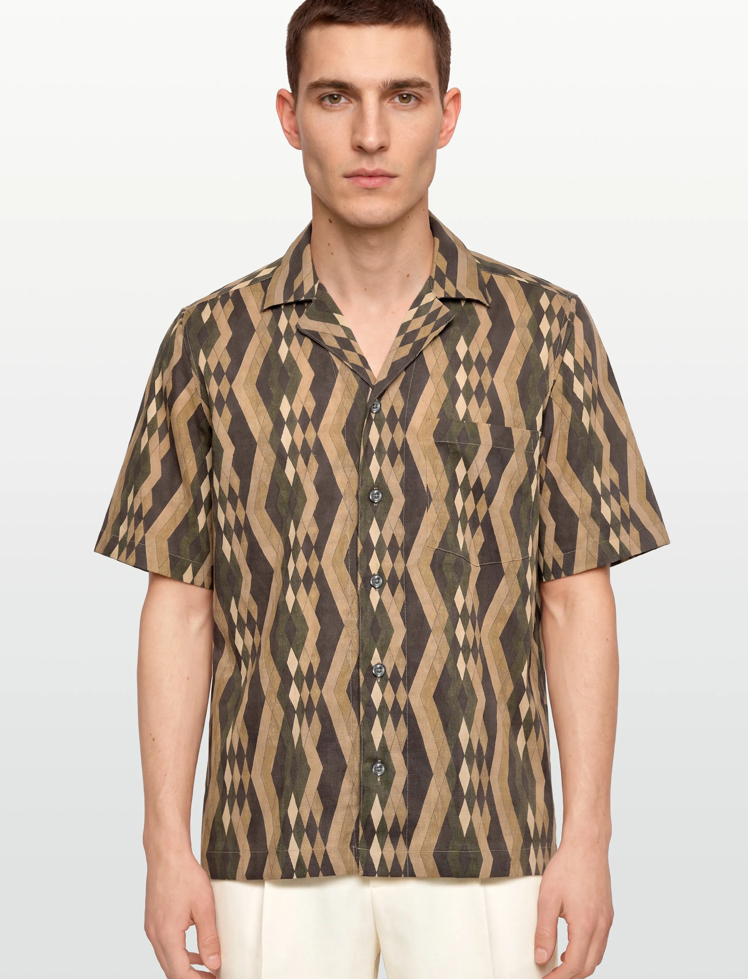 Oscar Jacobson - Reg Fit Cuban SS Tile Print - basic shirts - forest green - 3