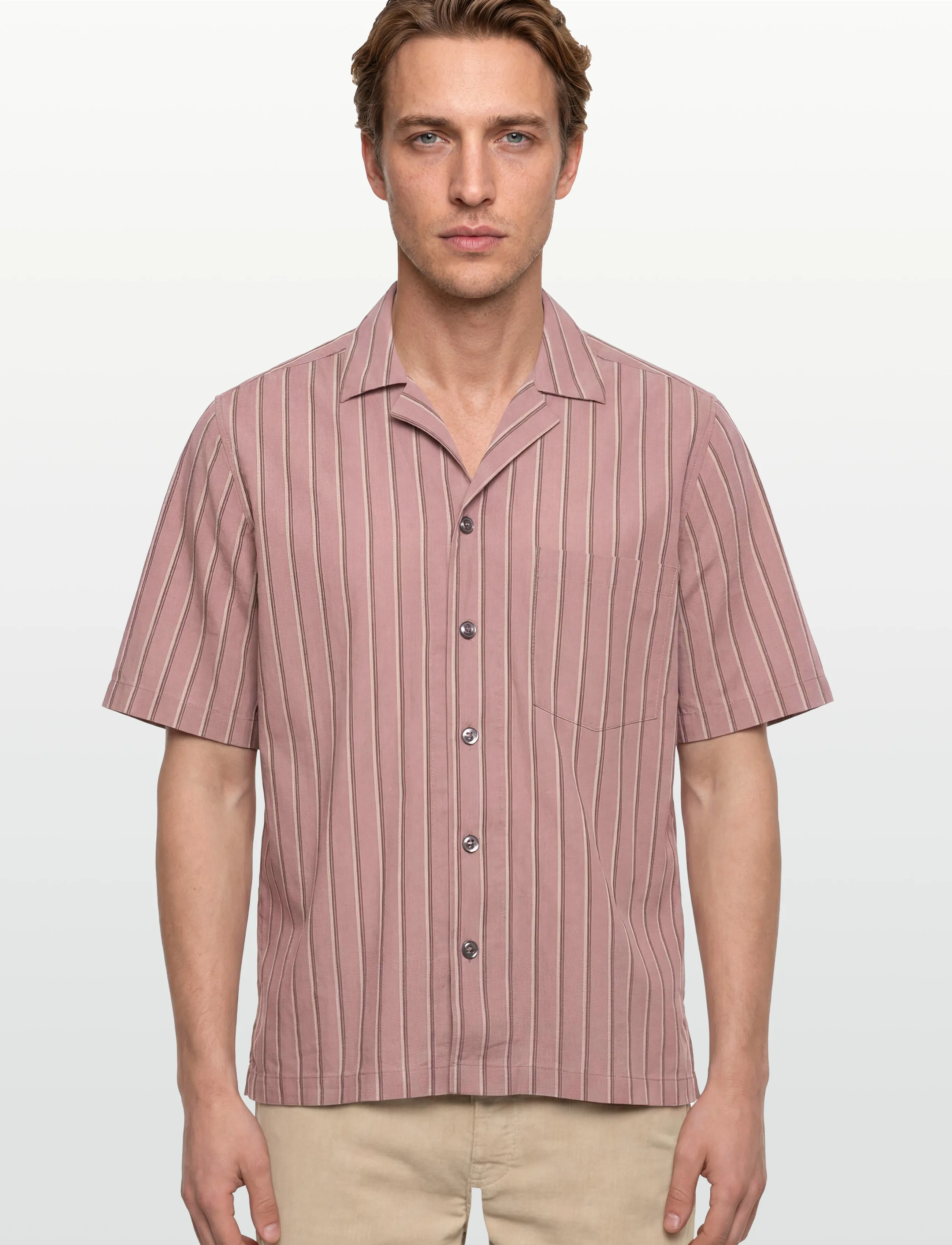 Oscar Jacobson - Reg Fit Cuban Striped Shirt - tavalised t-särgid - desert rose - 3