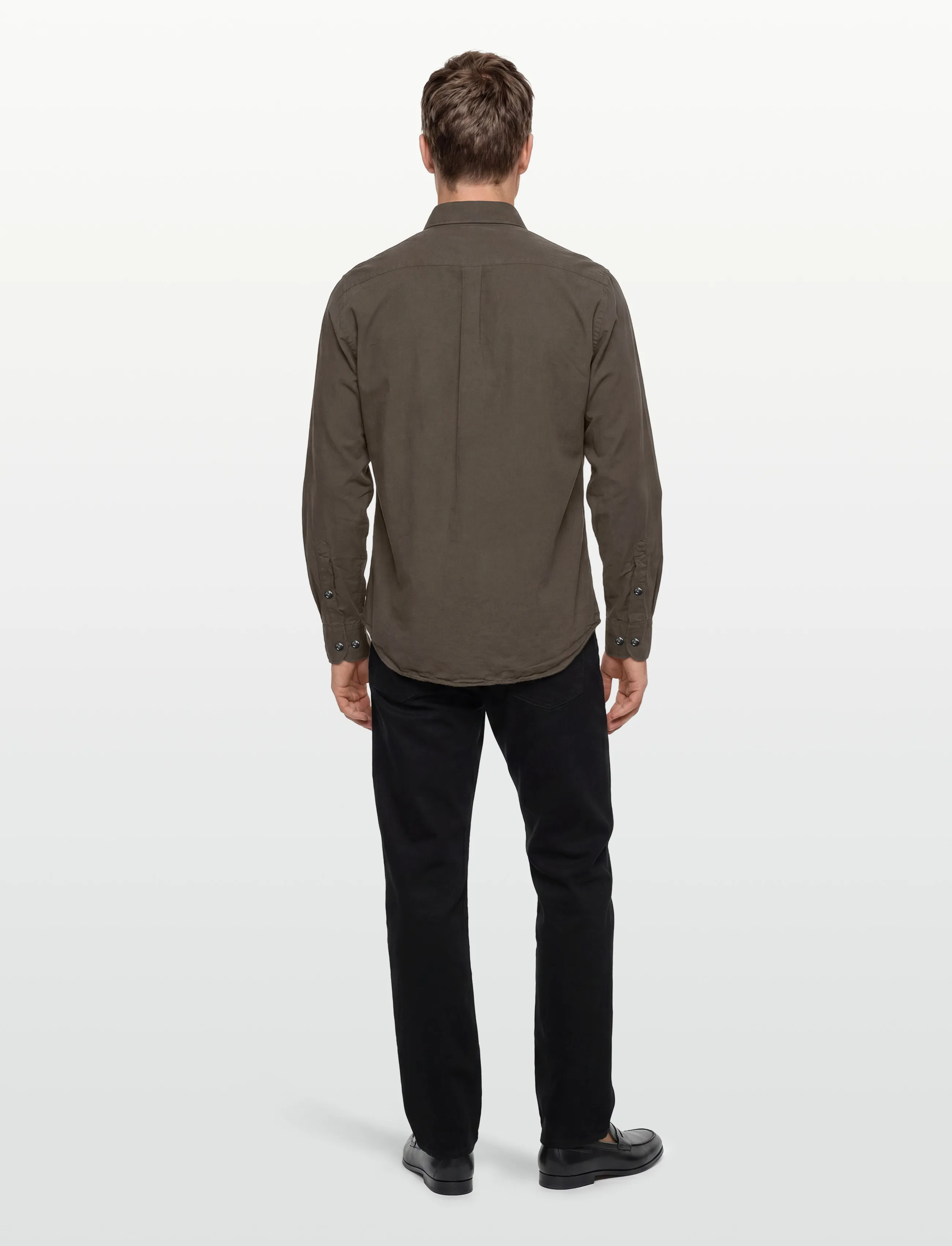 Oscar Jacobson - Reg Fit Wide Spread C GD Twill - basic skjorter - tree green - 4