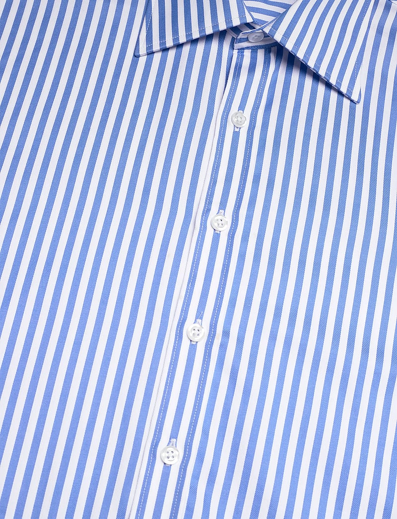 Oscar Jacobson - Reg Fit Turn Down Twill Stripe - tavalised t-särgid - caribbean blue - 3