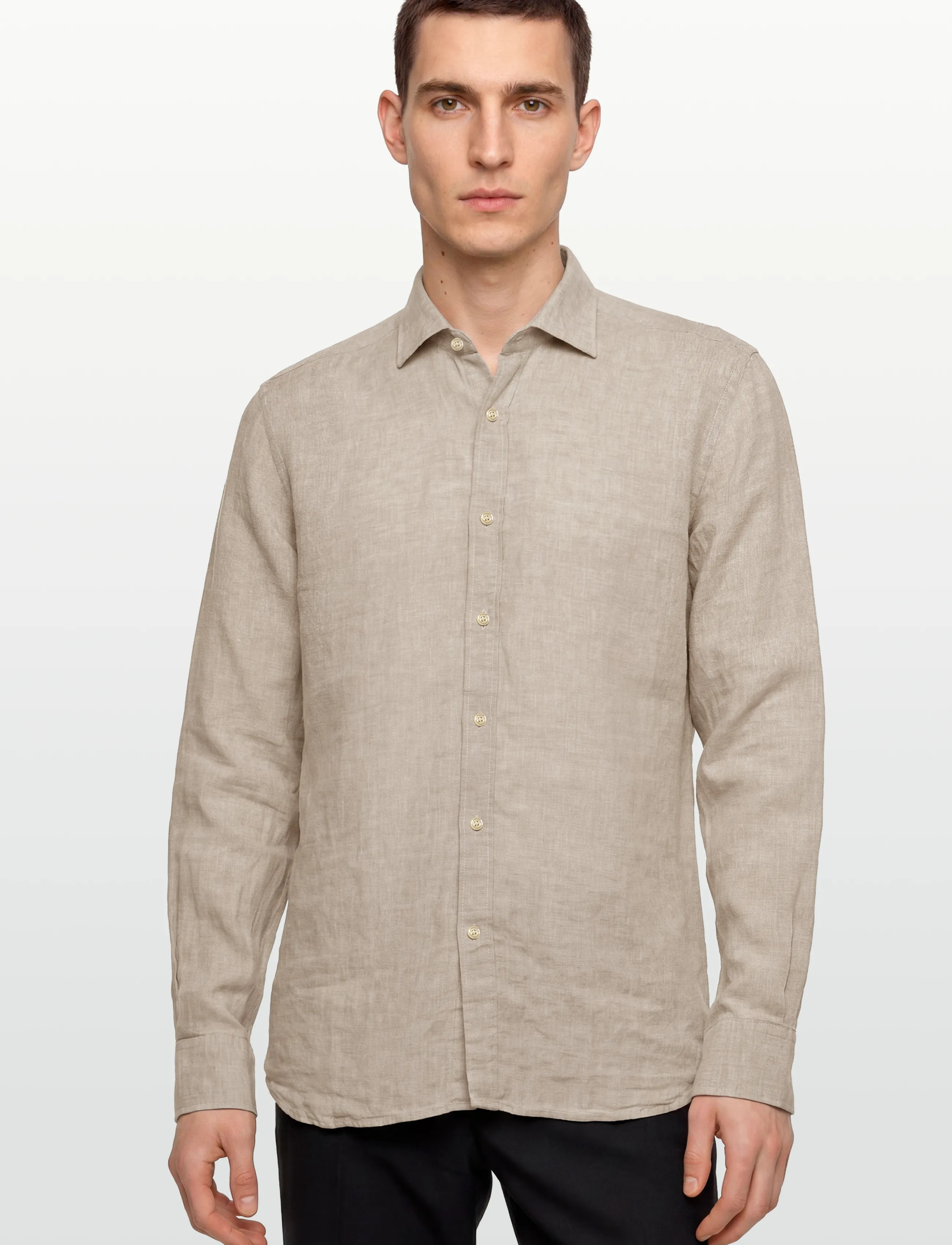 Oscar Jacobson - Reg Fit Cut Away Linen Shirt - basic skjorter - almond beige - 3