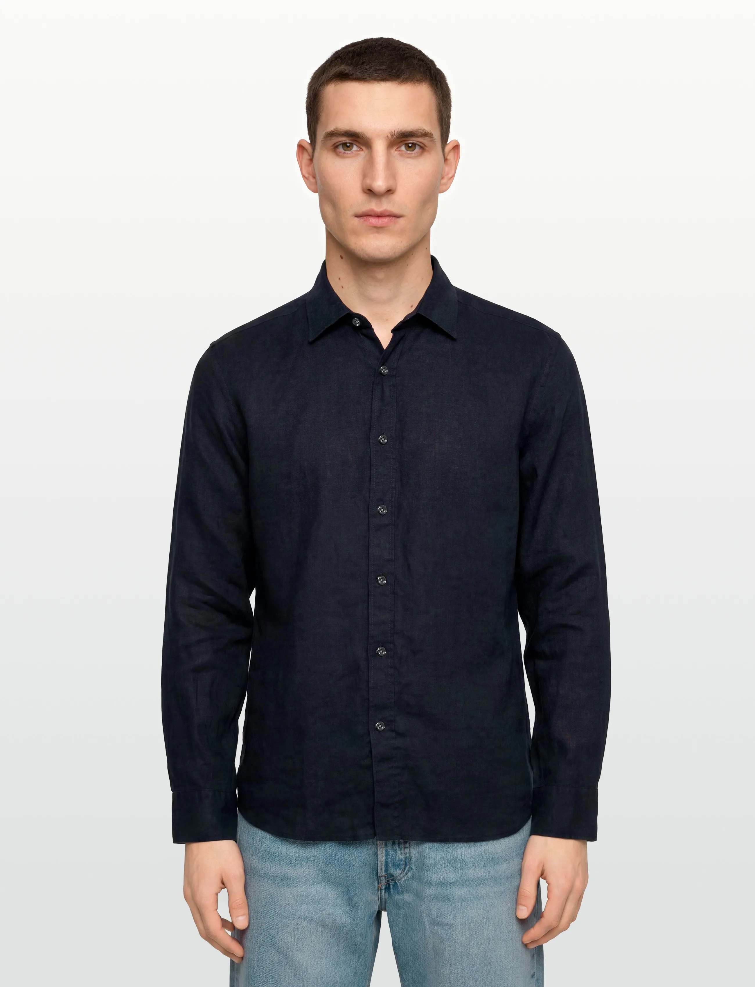 Oscar Jacobson - Reg Fit Cut Away Linen Shirt - chemises basiques - navy - 3