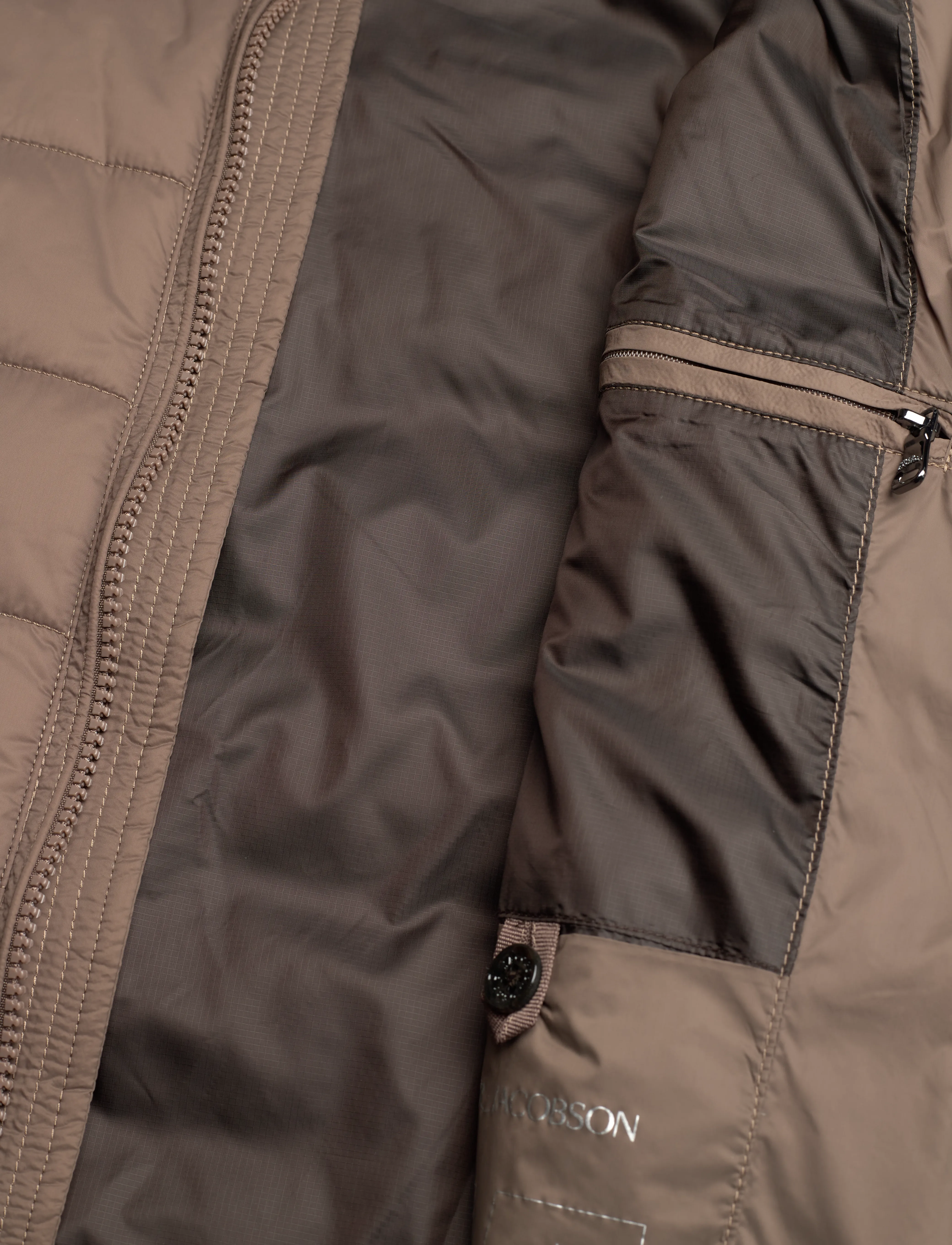 Oscar Jacobson - Padded Liner Vest - walnut beige - 5