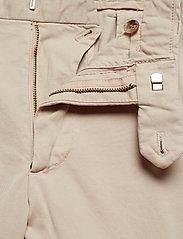 Oscar Jacobson - Danwick Trousers - nordic style - beige sand - 2