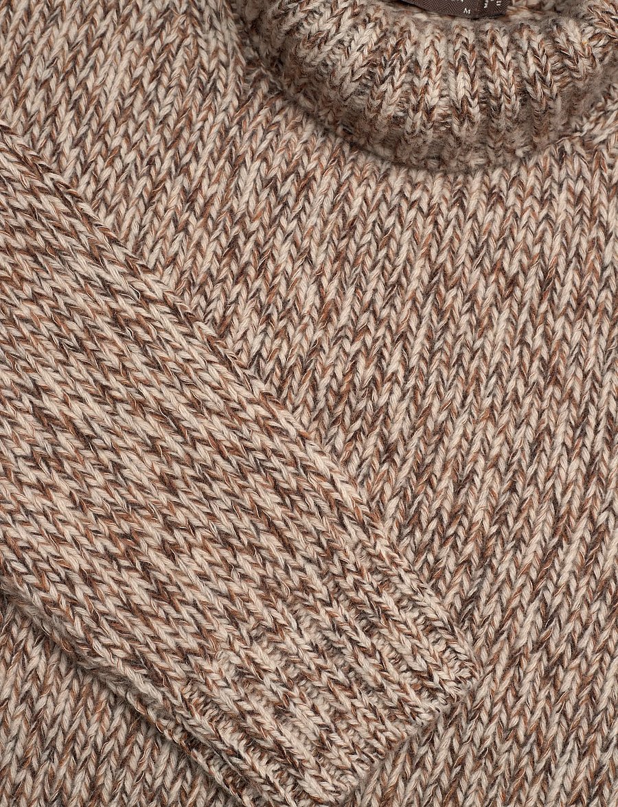 Oscar Jacobson - Mika Rollneck - rullekraver - brown plaice - 2