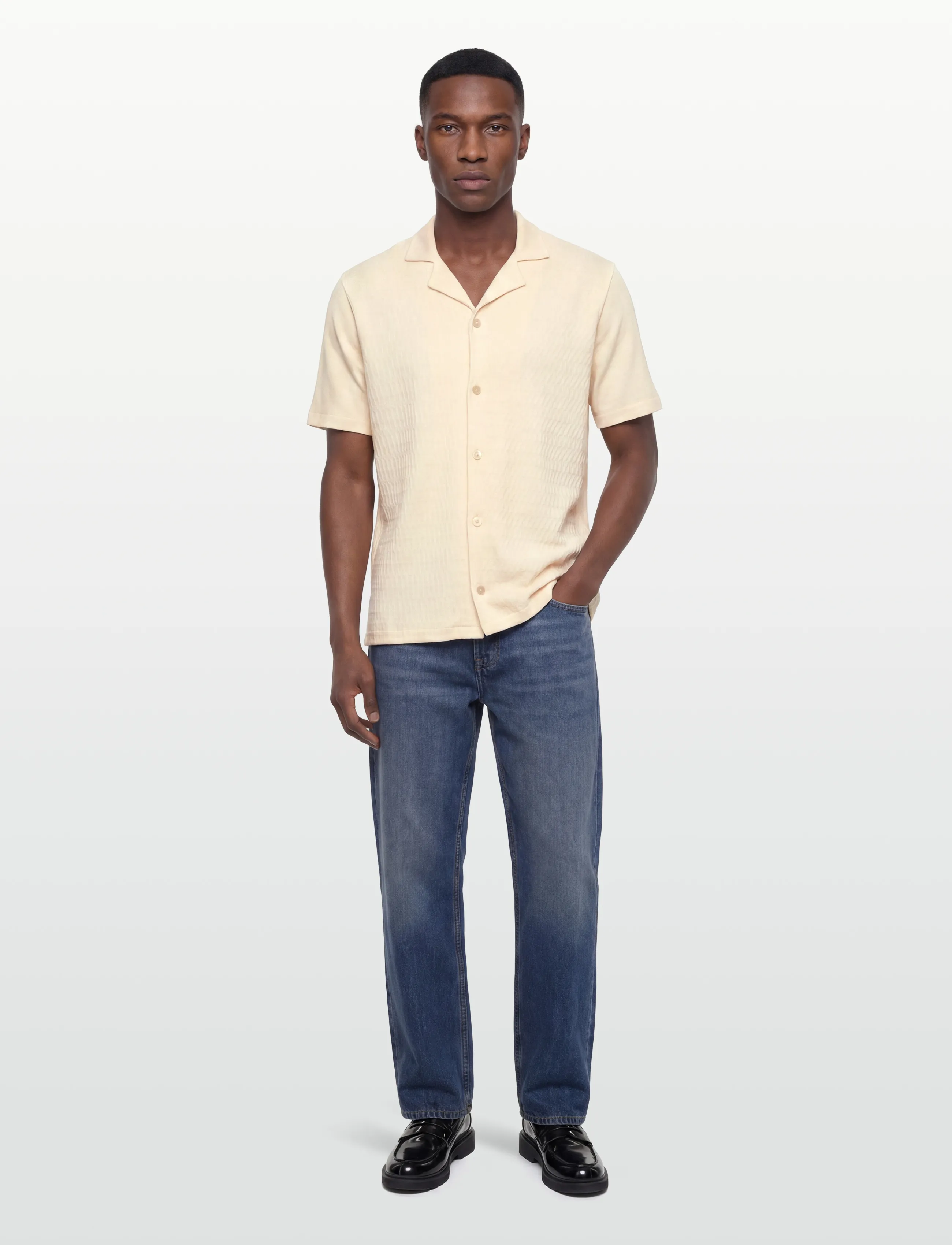 Oscar Jacobson Kirk Knitted Shirt, M, Cream, Skjorter > Kortærmede Shirts, Herre