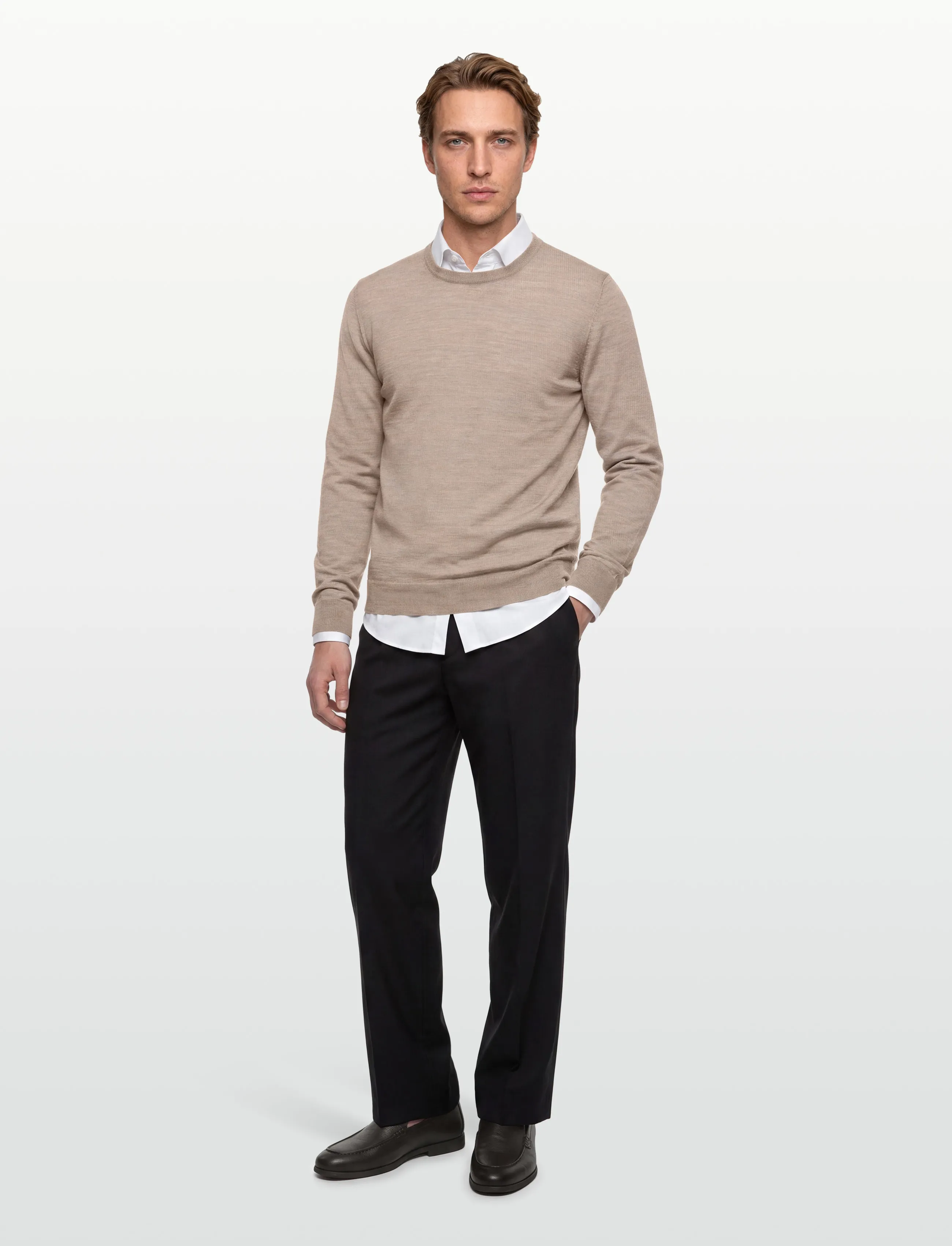 Oscar Jacobson Miguel Roundneck, M, Beige, Strik > Runde Halse, Herre