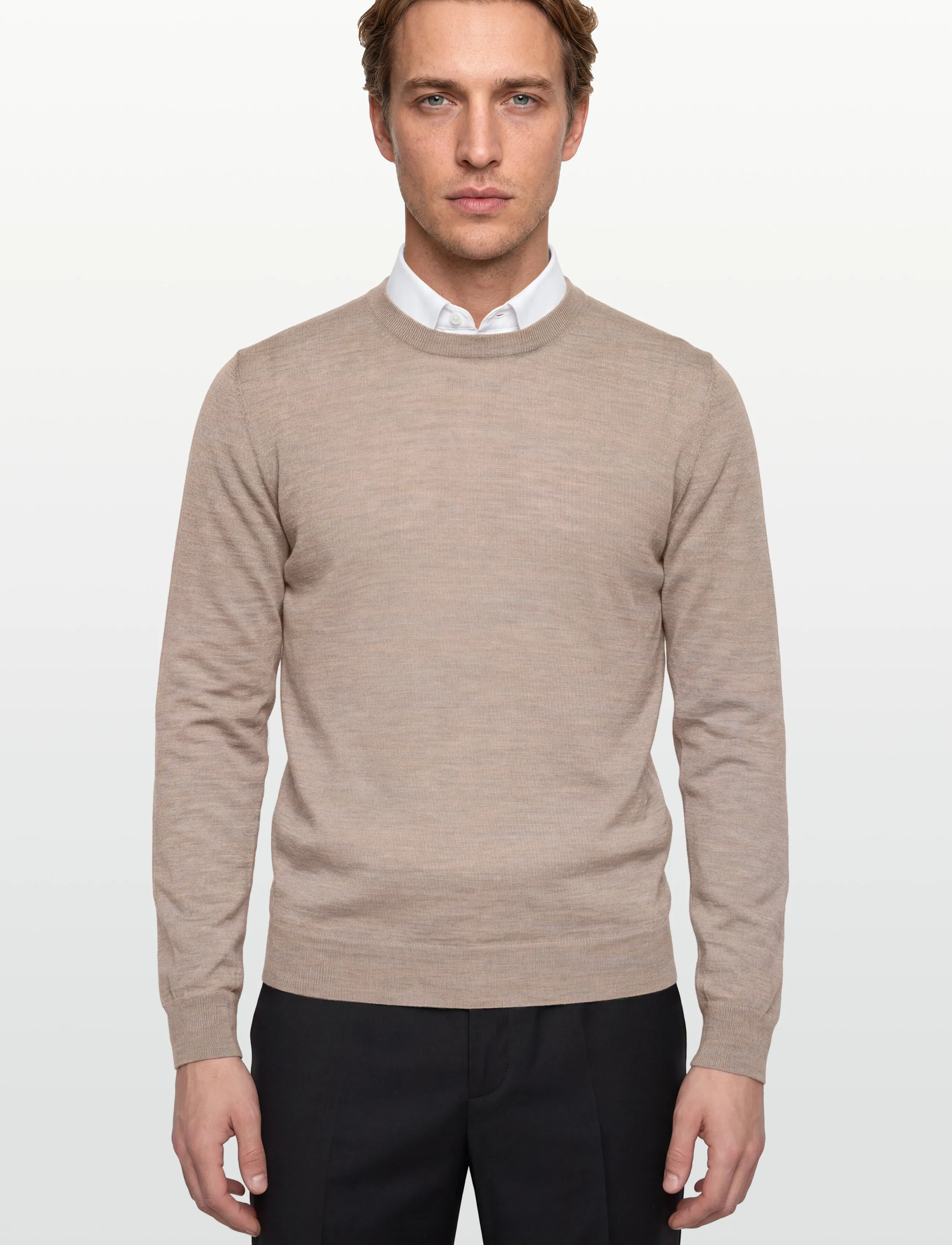 Oscar Jacobson - Miguel Roundneck - rundhals - baked beige - 3