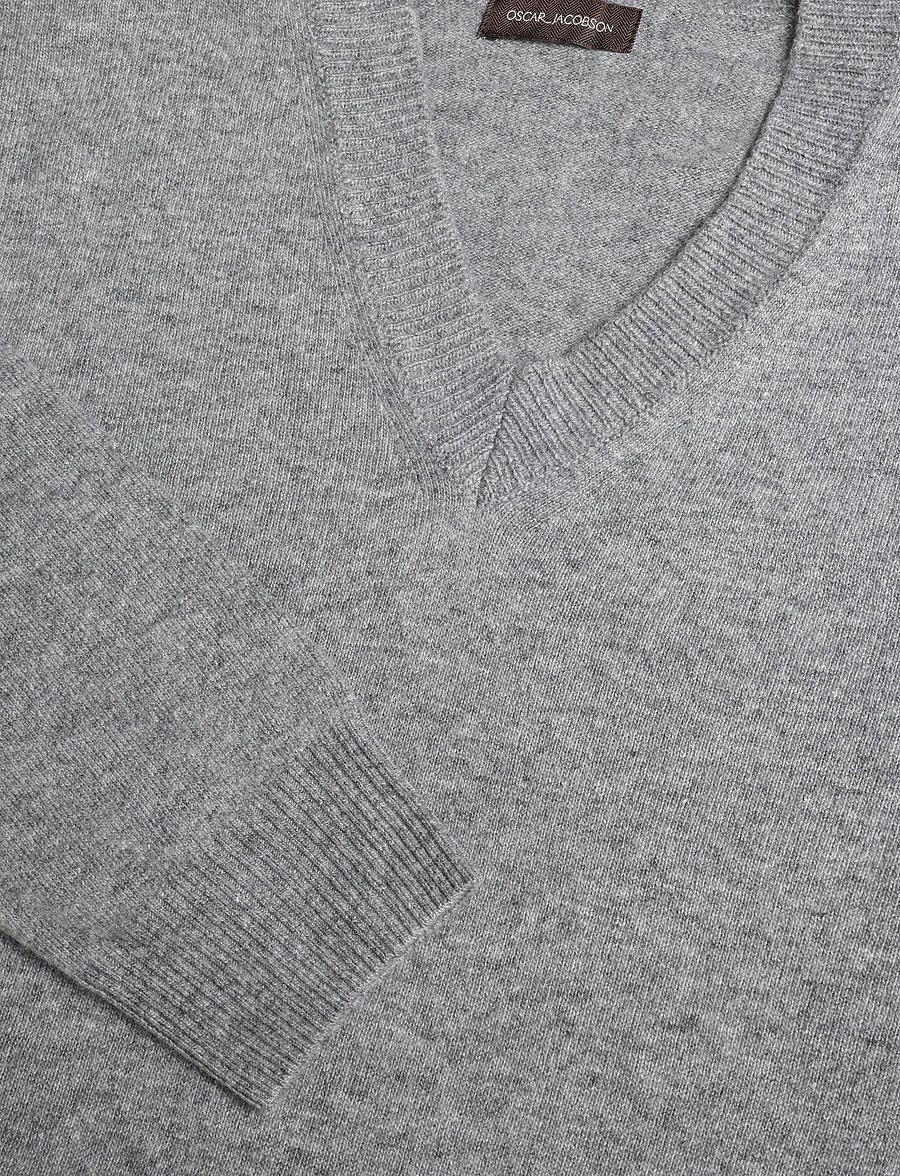 Oscar Jacobson - Gregor V-neck - v-ausschnitt - grey melange - 2