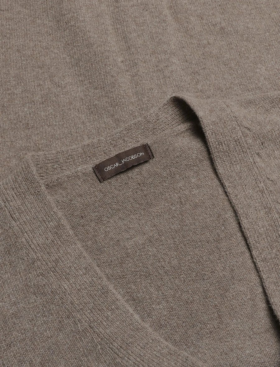 Oscar Jacobson - Eduardo Cardigan - cardigans - walnut beige - 2