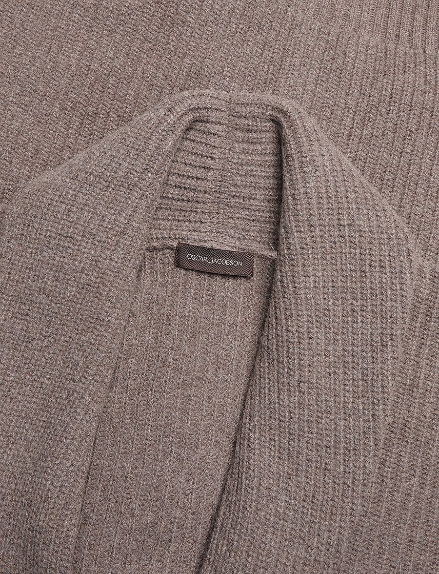 Oscar Jacobson - Roland Cardigan - cardigans - walnut beige - 2
